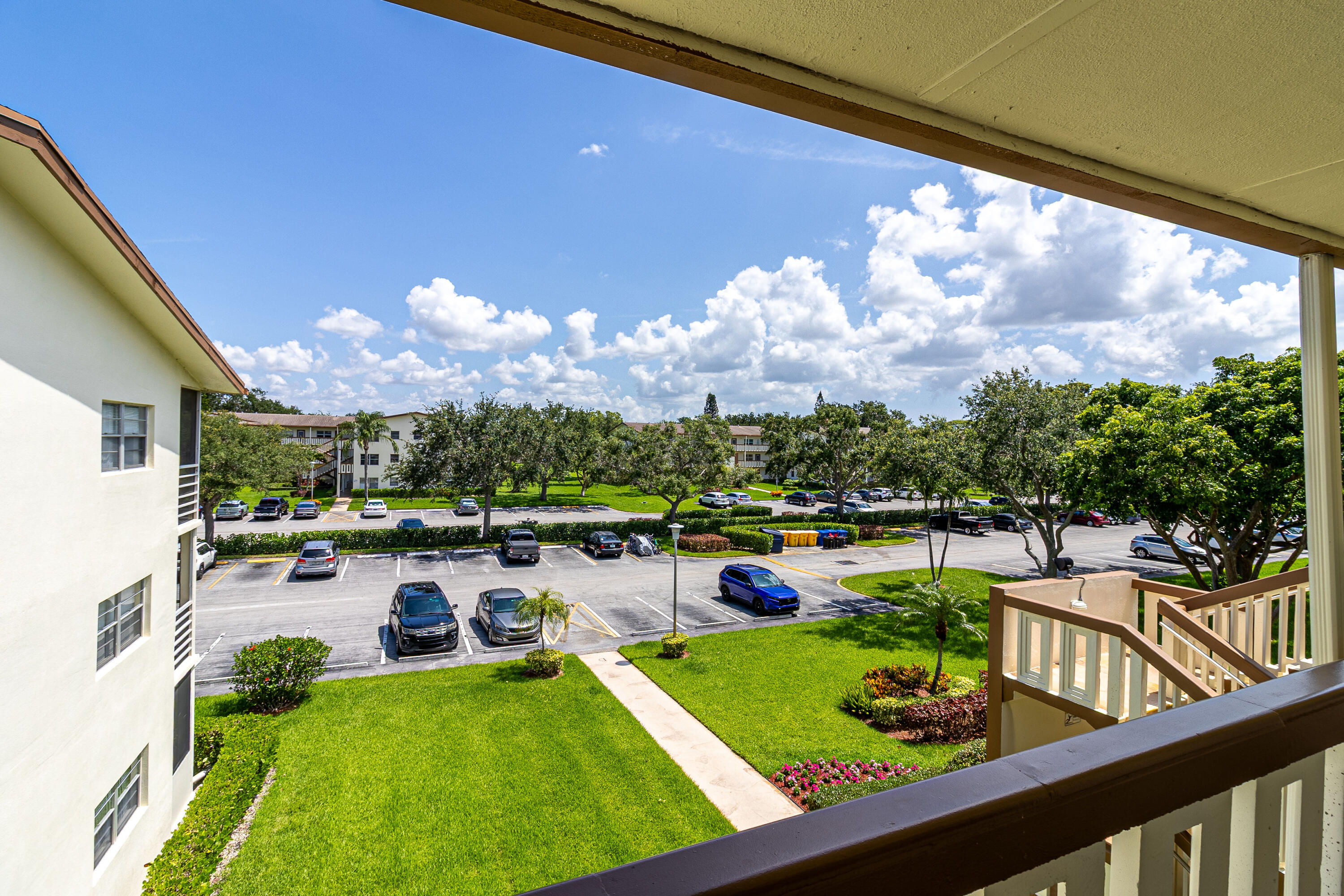 MANSFIELD AT CENTURY VILLAGE CONDO - Residential Lease