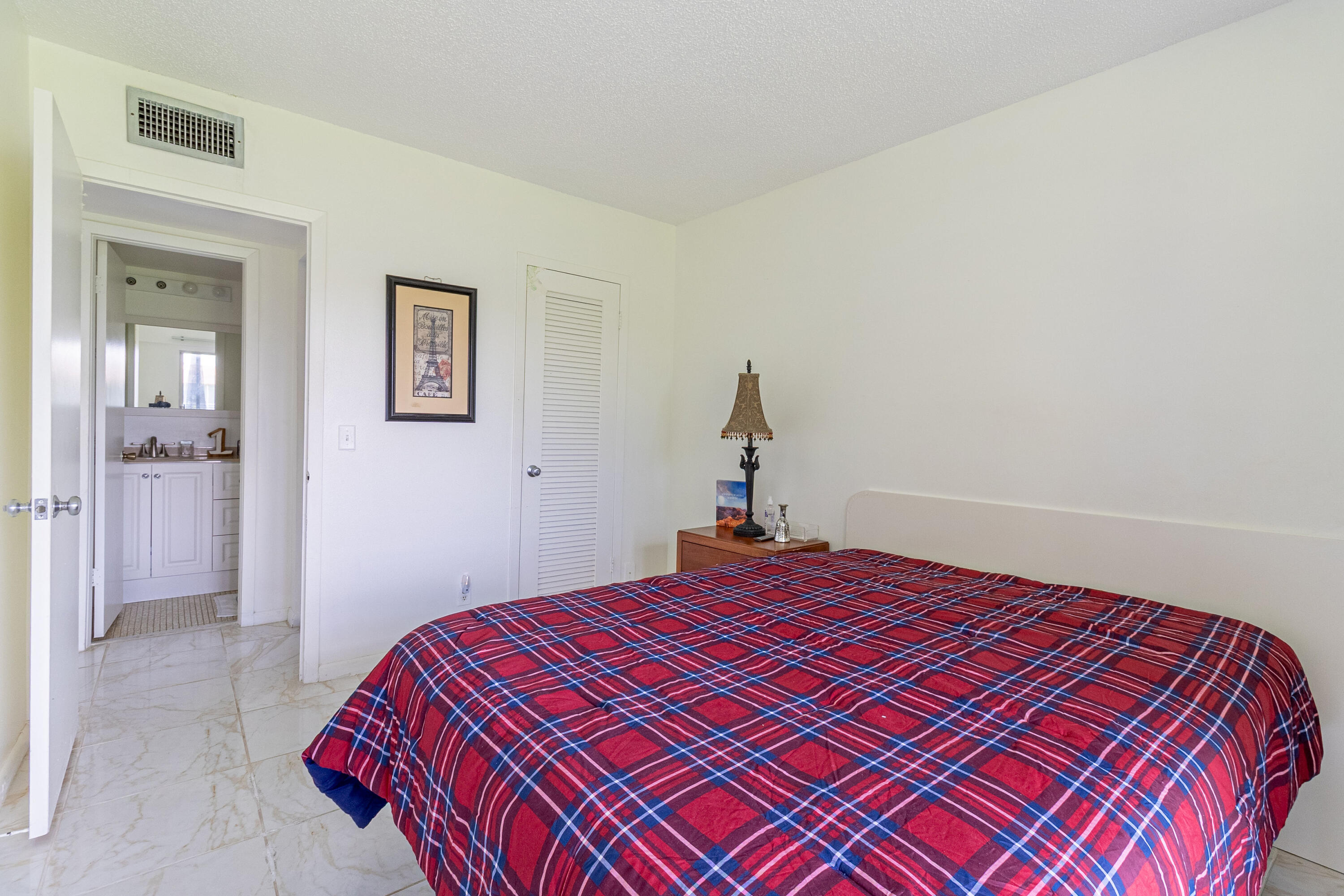 MANSFIELD AT CENTURY VILLAGE CONDO - Residential Lease