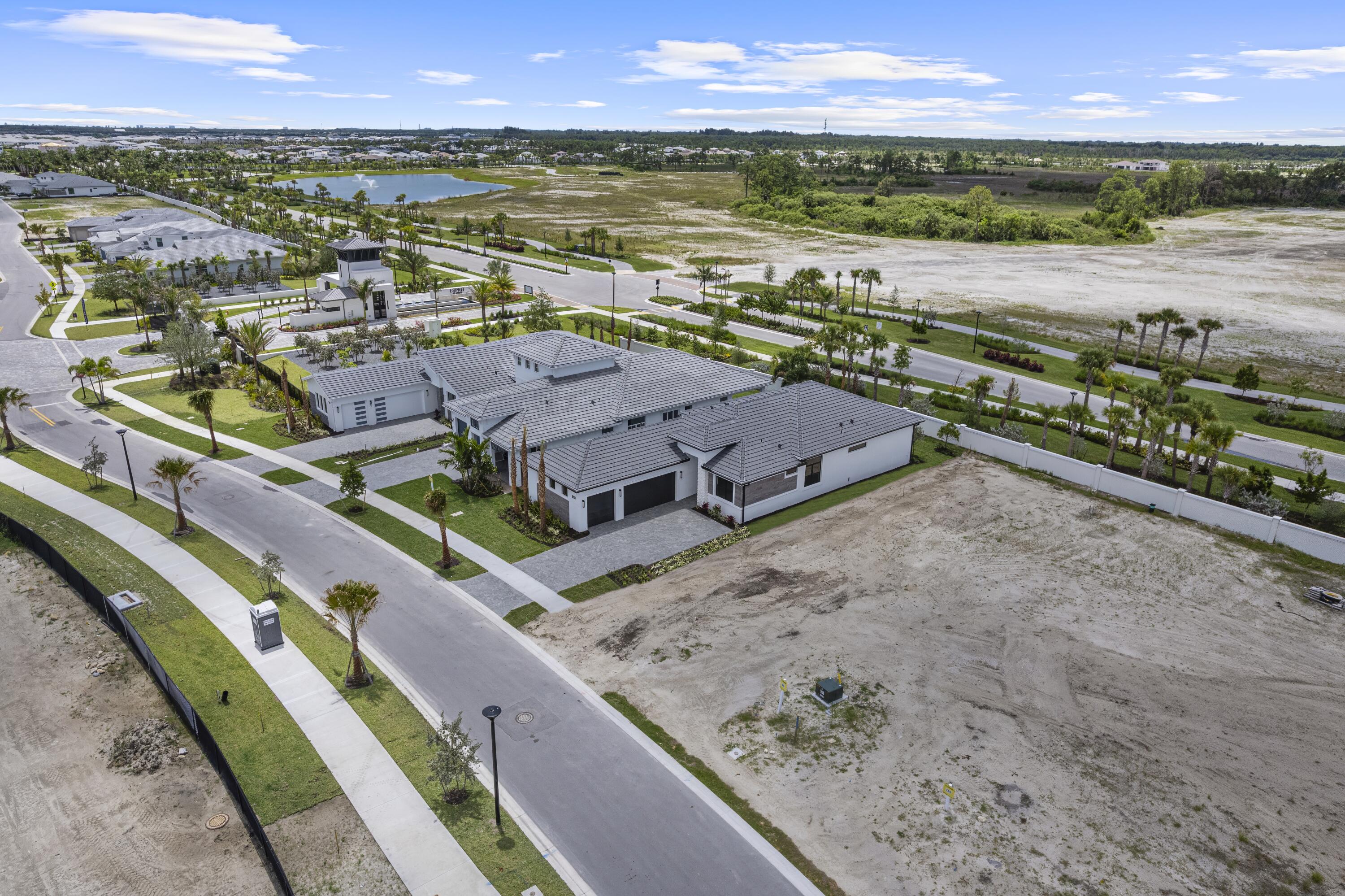 Esprit at Avenir - Residential