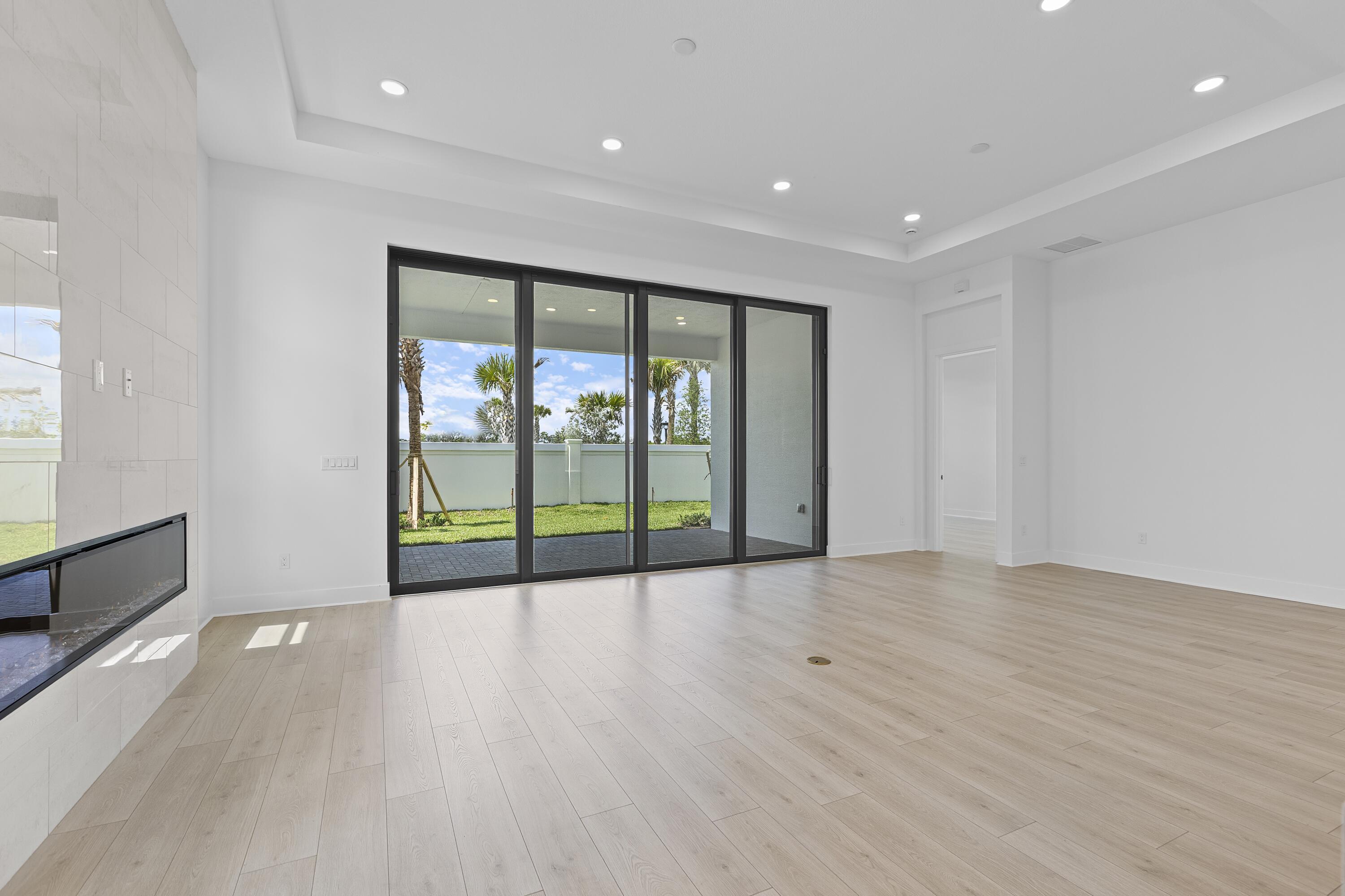 Esprit at Avenir - Residential