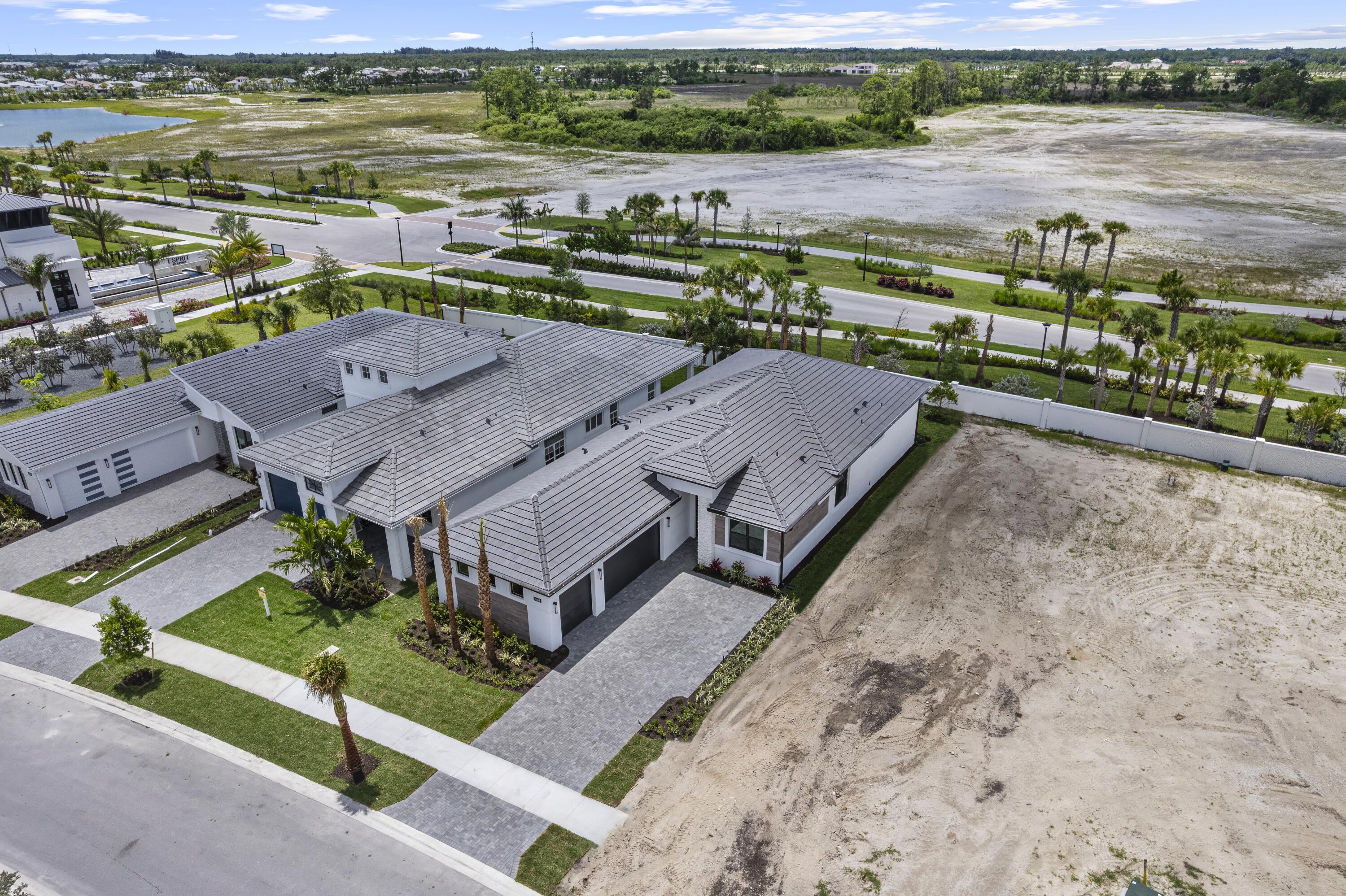 Esprit at Avenir - Residential