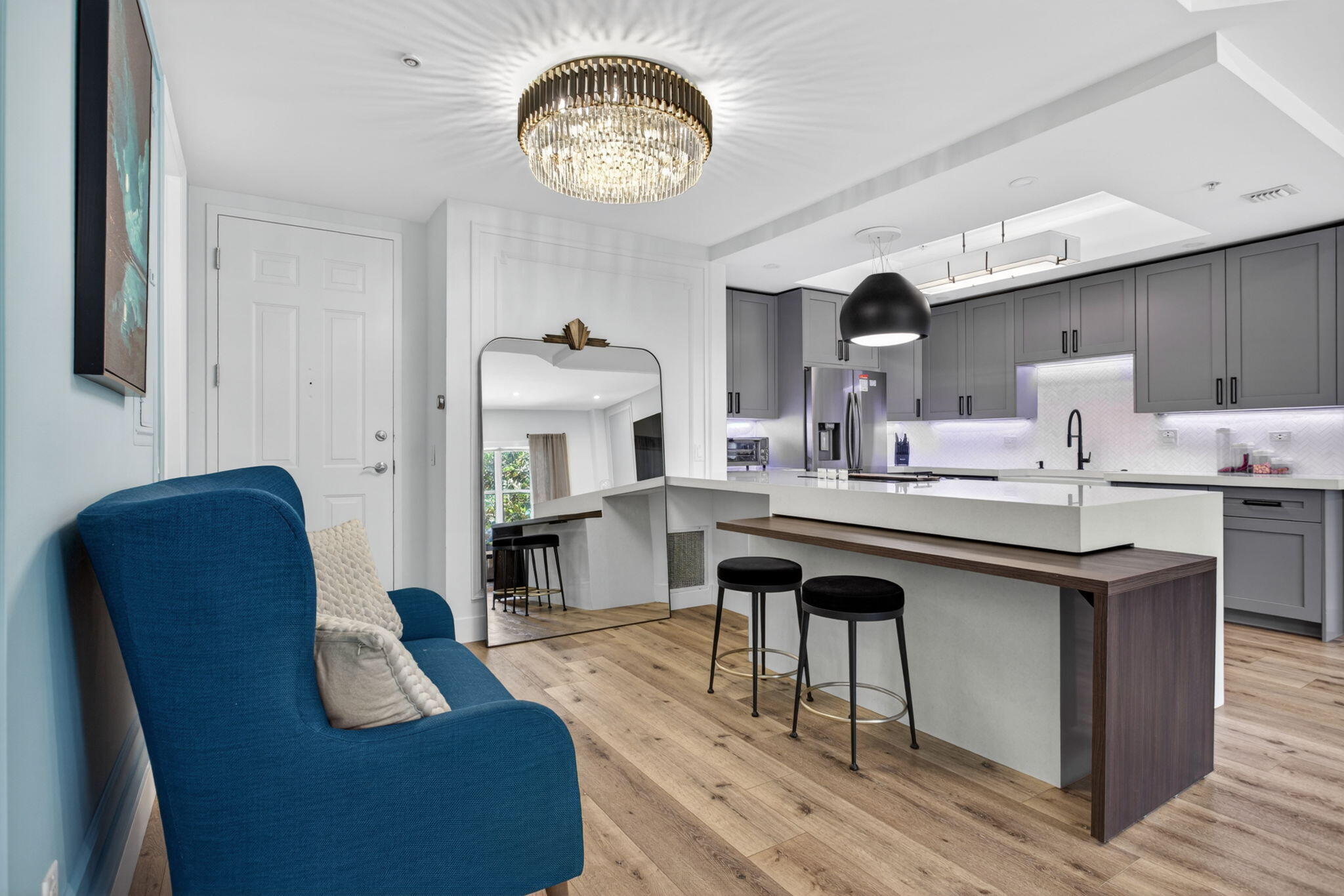 WILTON STATION RES CONDO - Residential