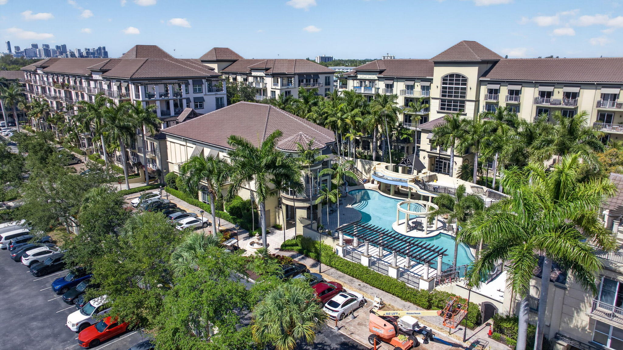 WILTON STATION RES CONDO - Residential