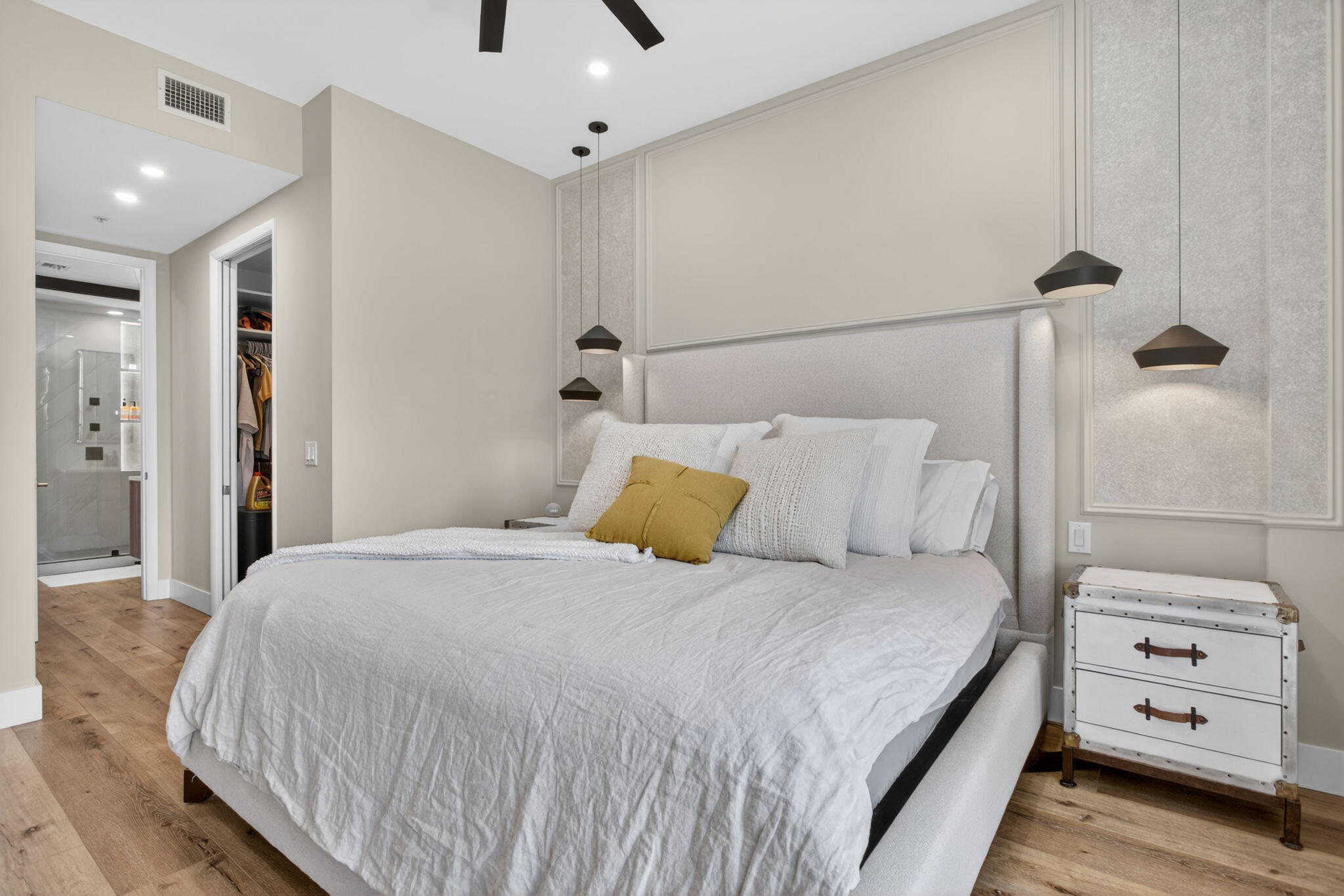 WILTON STATION RES CONDO - Residential