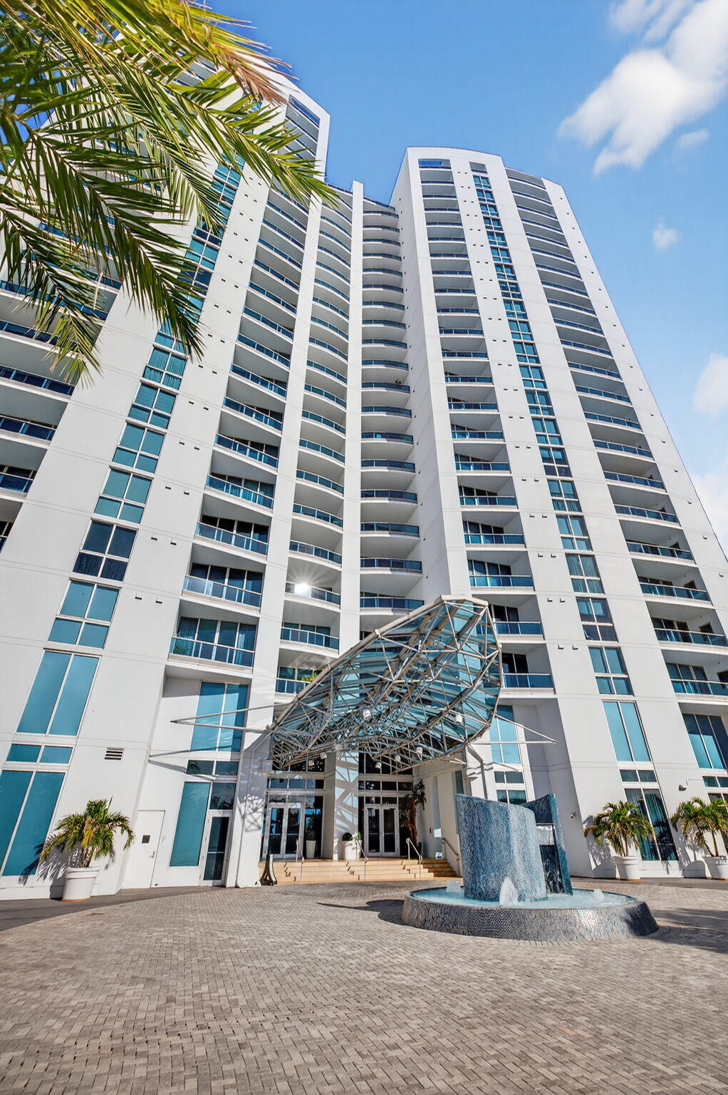 AQUAZUL CONDO - Residential