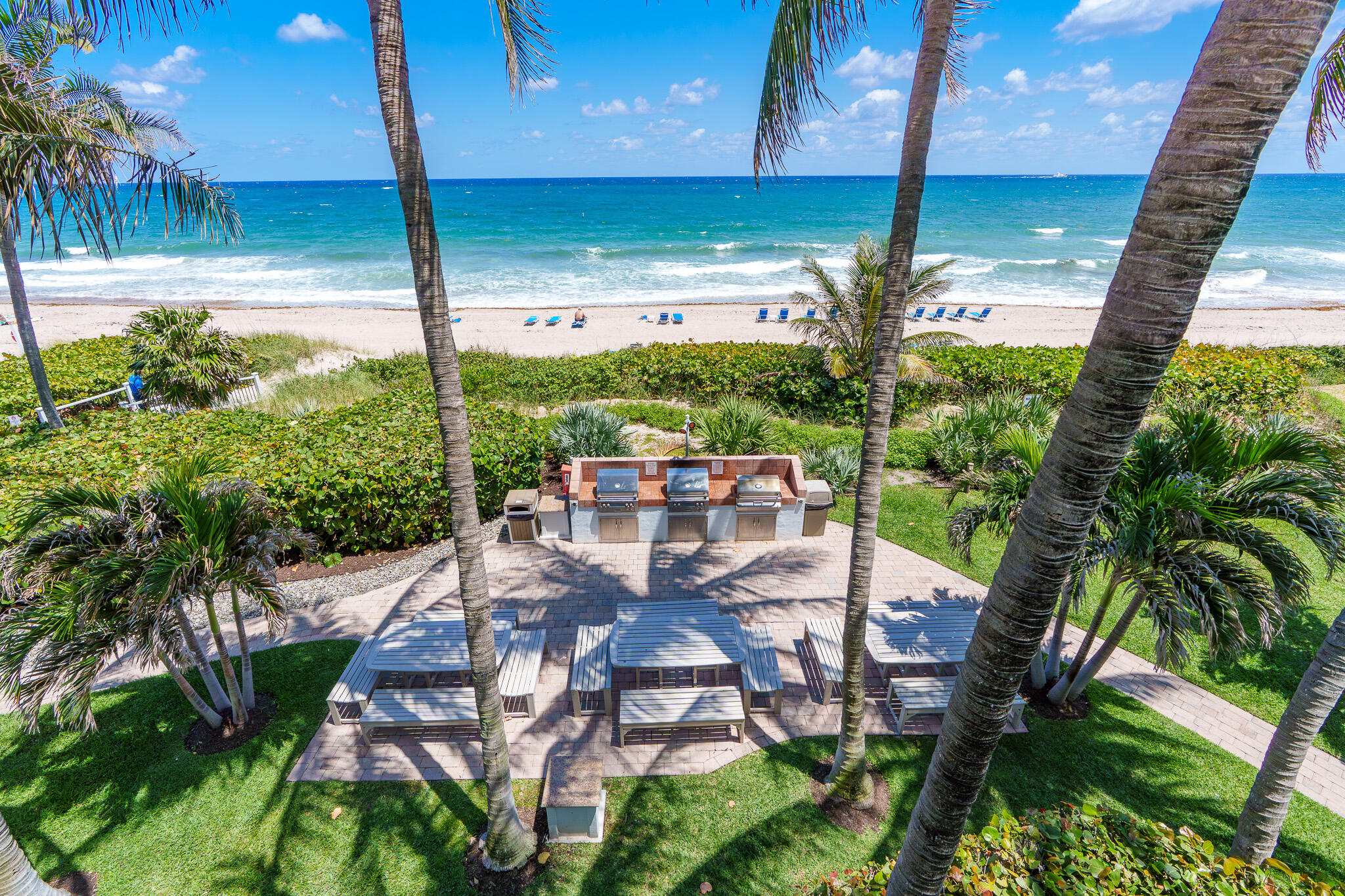 AQUAZUL CONDO - Residential