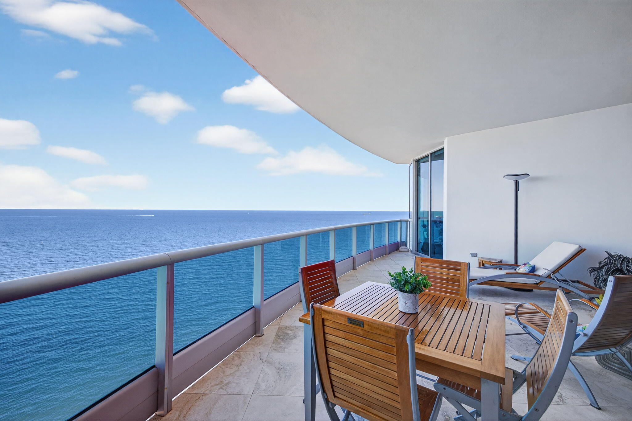 AQUAZUL CONDO - Residential