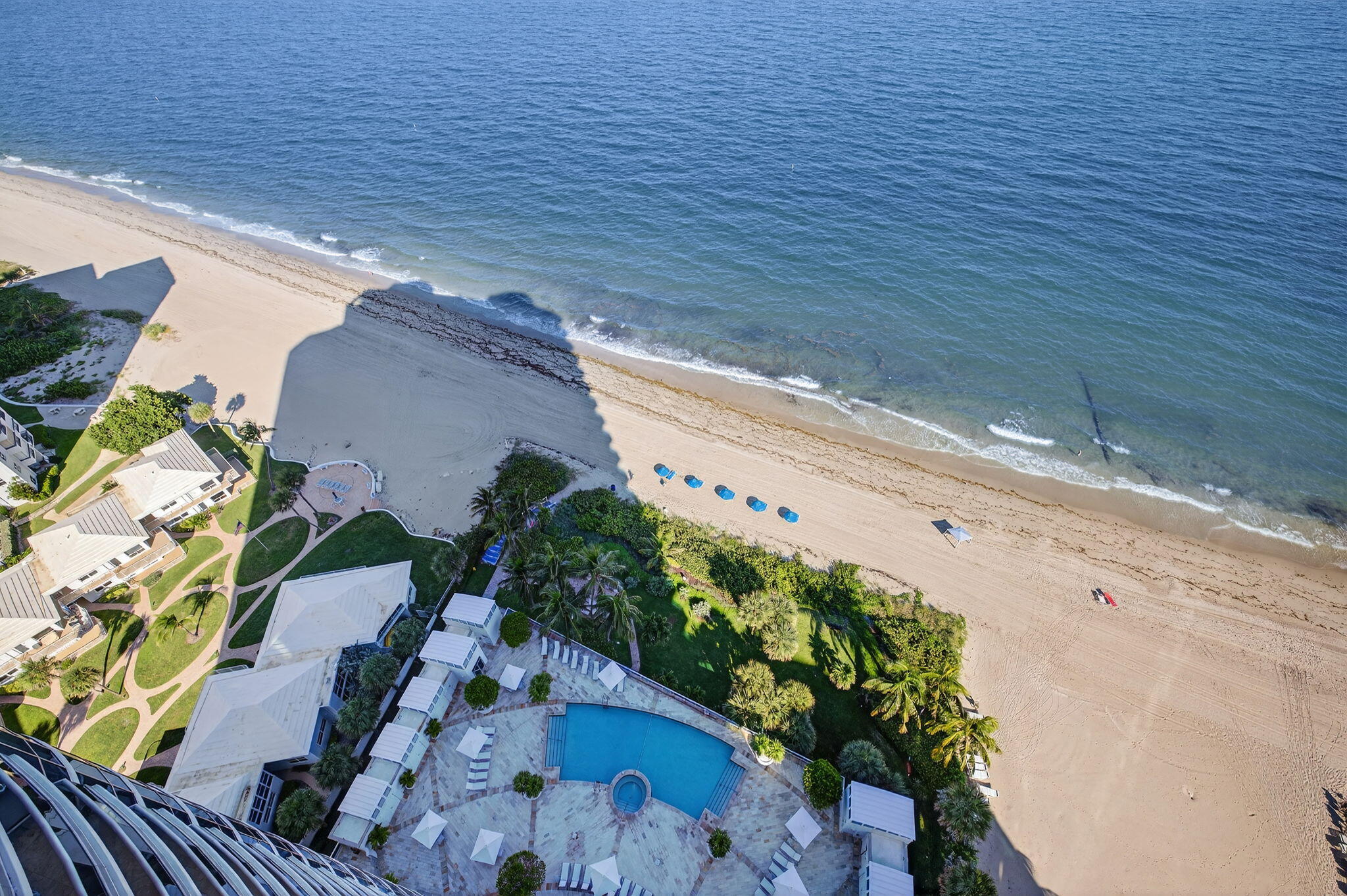 AQUAZUL CONDO - Residential