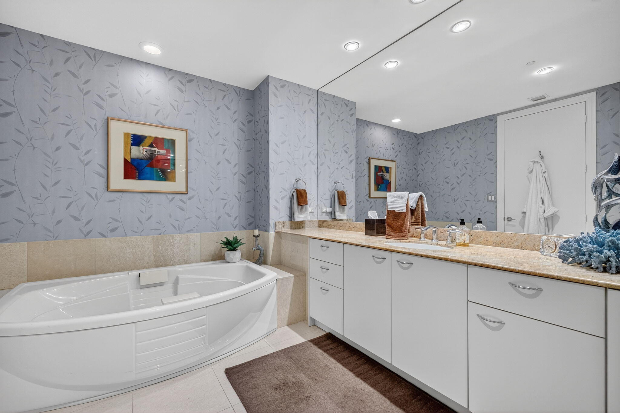 AQUAZUL CONDO - Residential