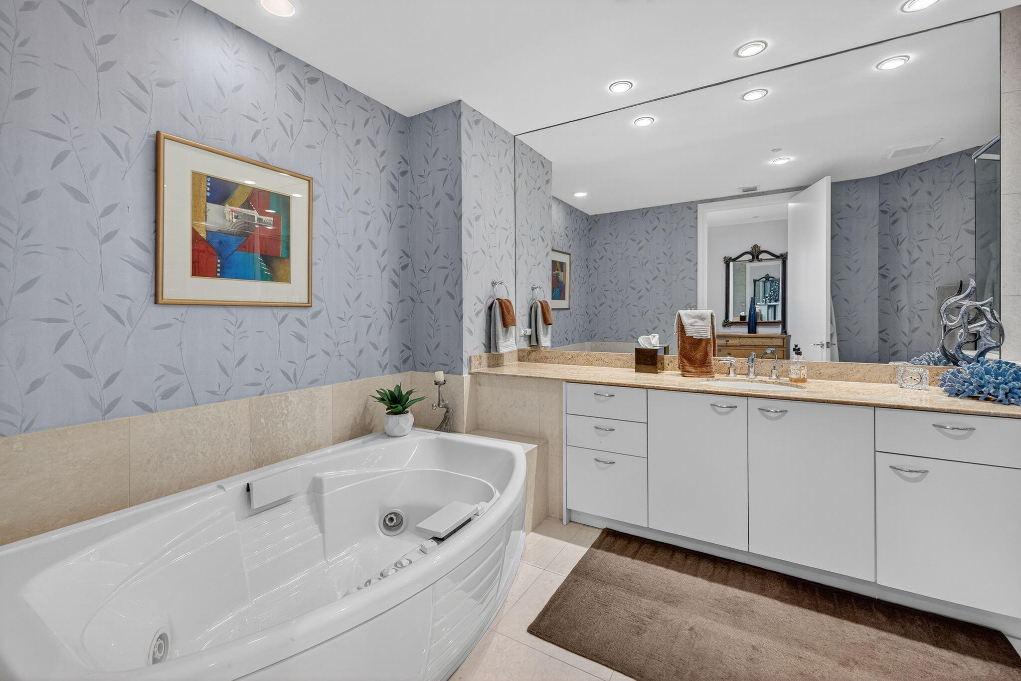 AQUAZUL CONDO - Residential