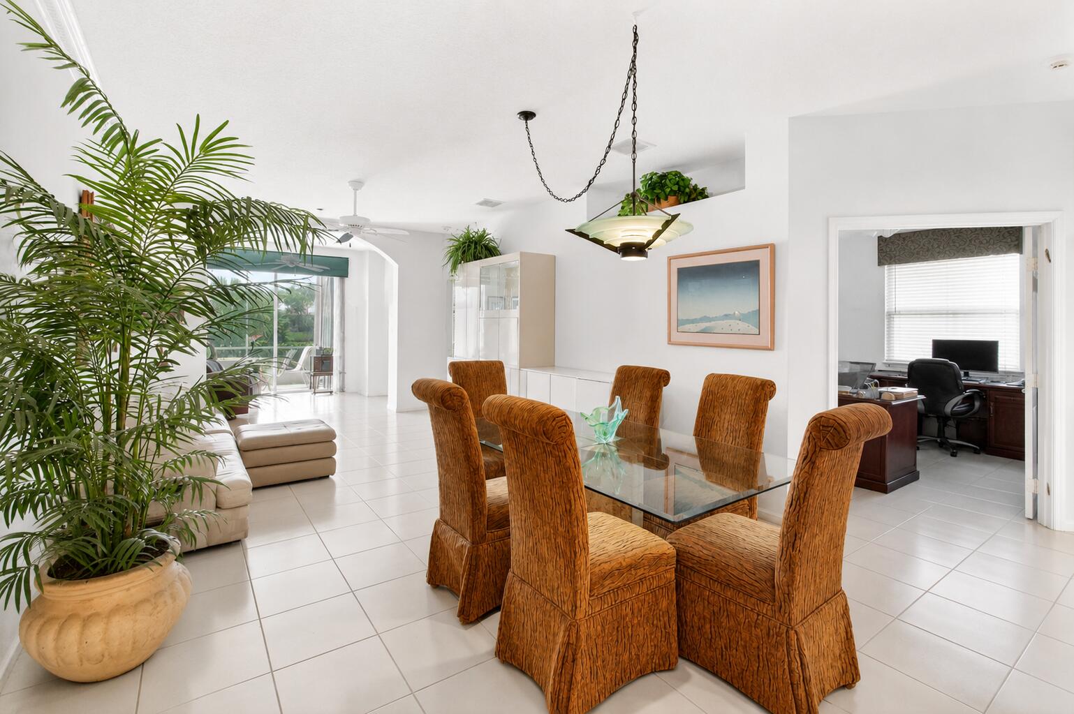 MAJESTIC ISLES - Residential