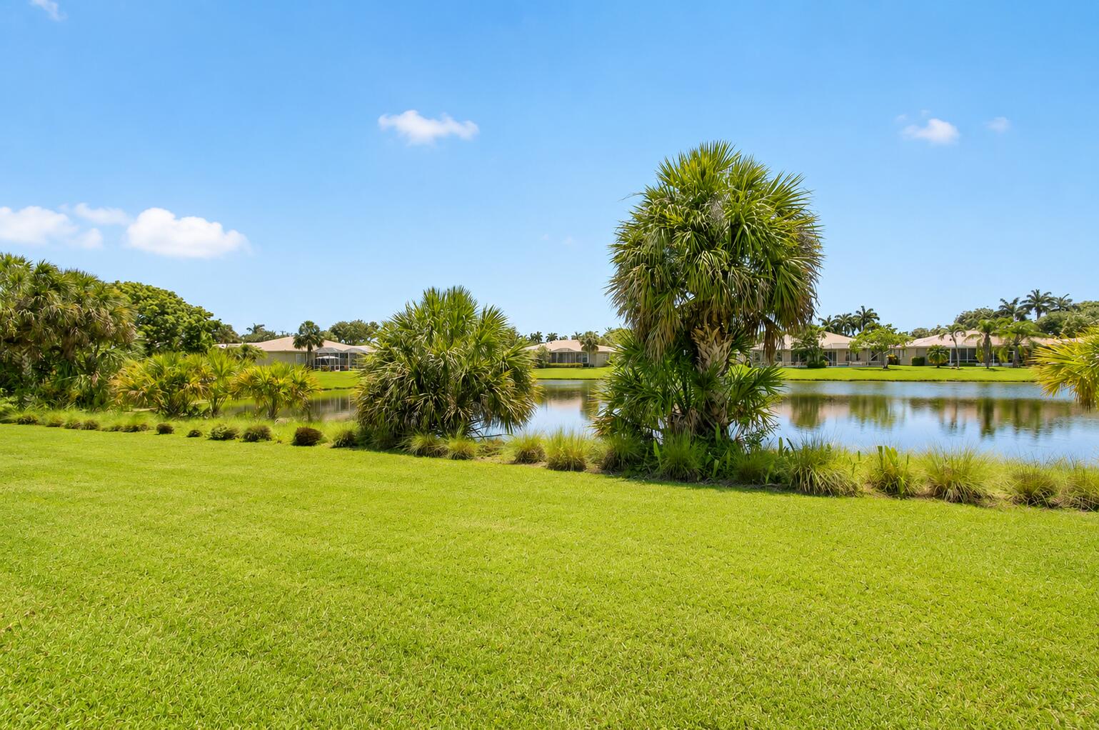 MAJESTIC ISLES - Residential