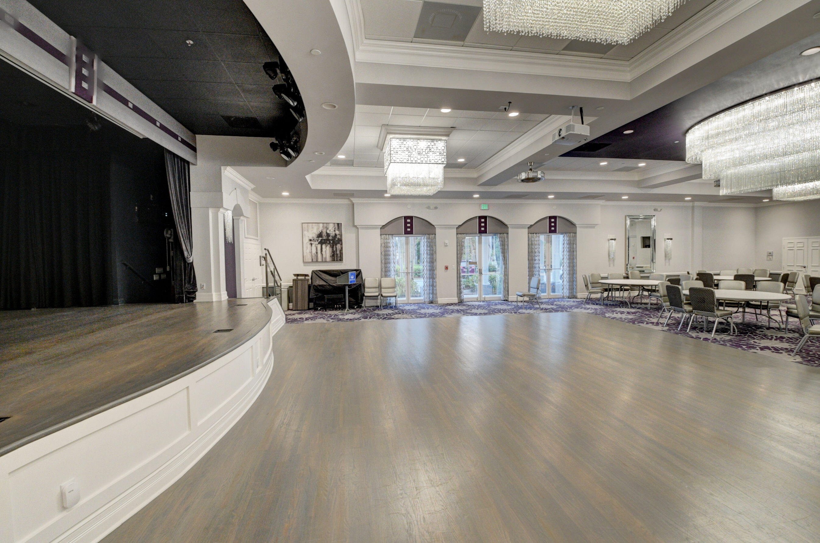 MAJESTIC ISLES - Residential