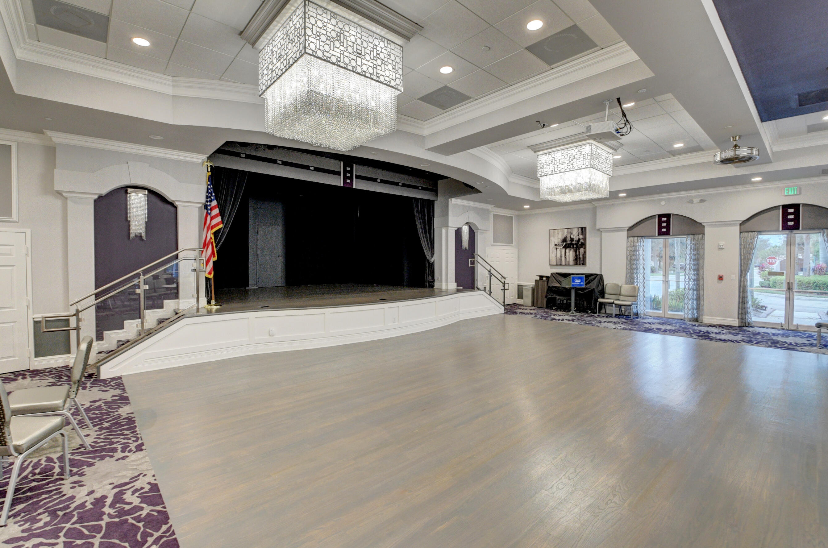 MAJESTIC ISLES - Residential