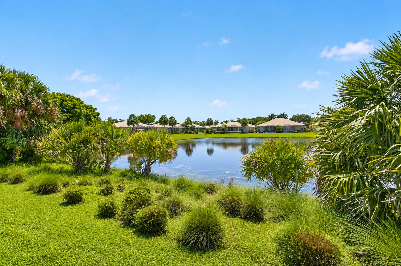 MAJESTIC ISLES - Residential