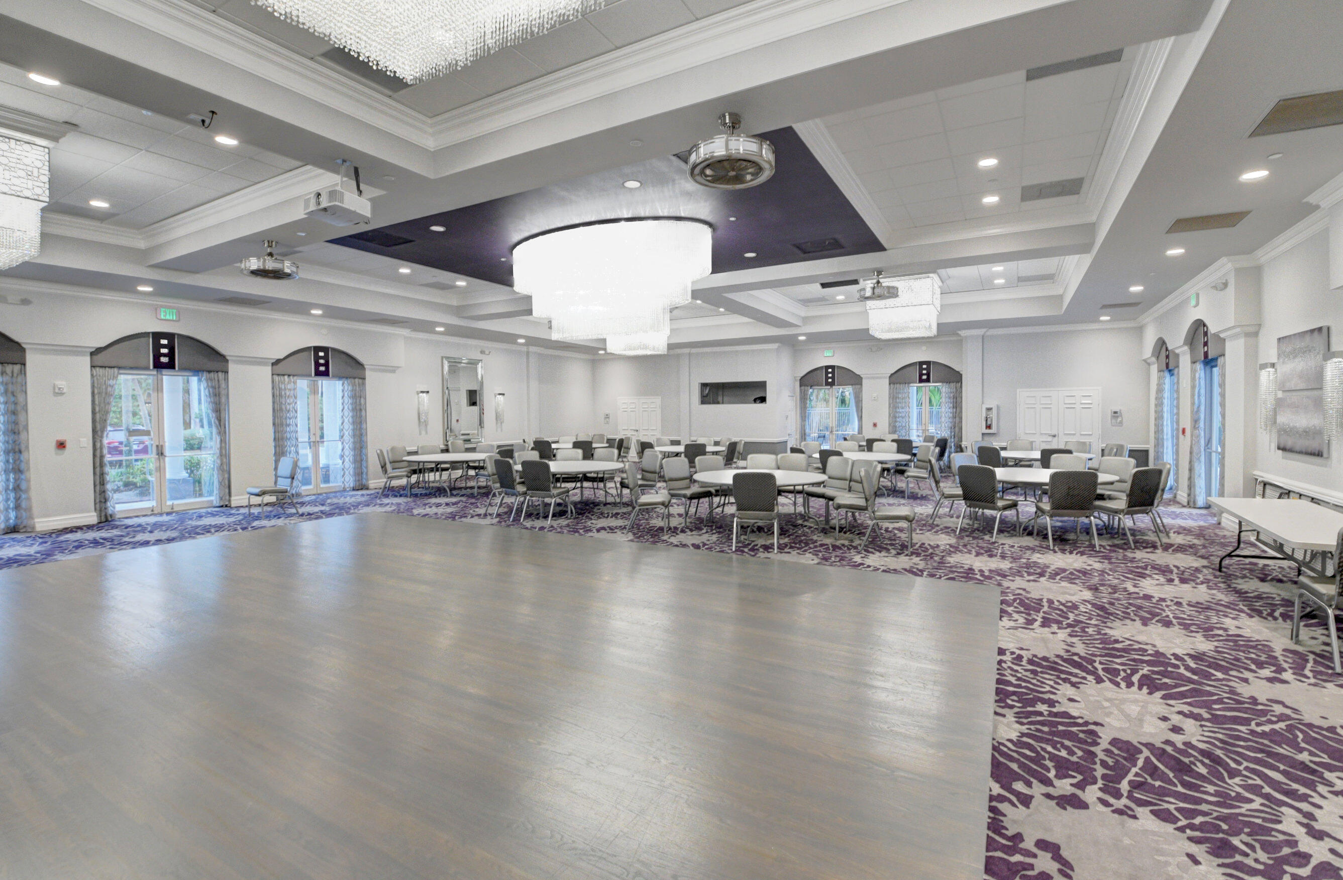 MAJESTIC ISLES - Residential
