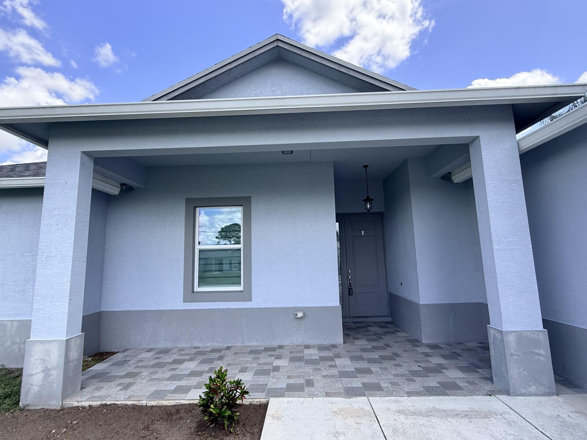 PORT ST LUCIE SECTION 44 - Residential Lease