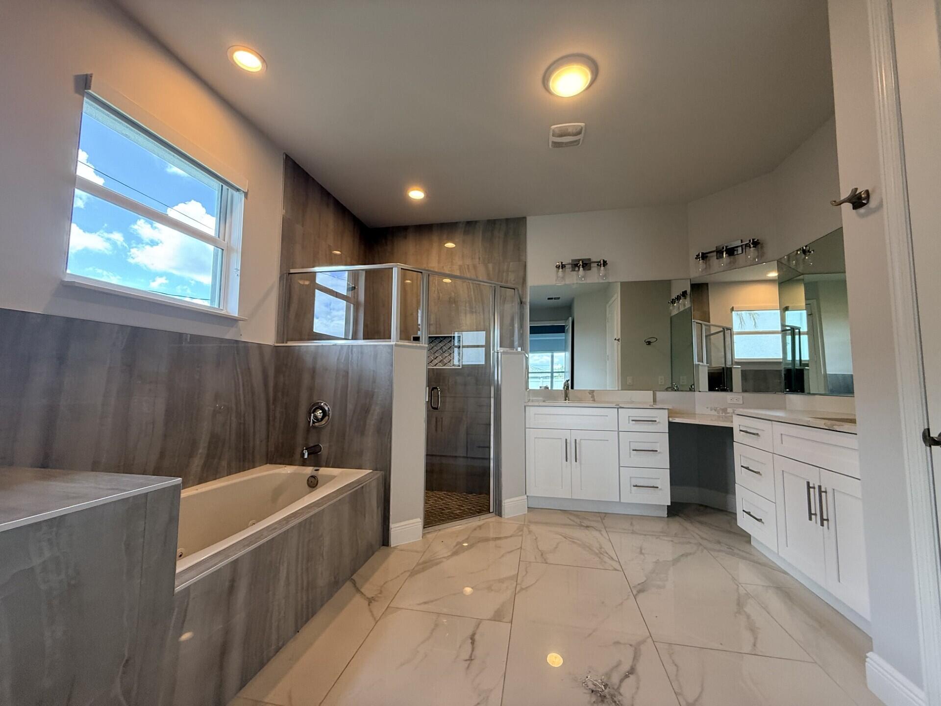 PORT ST LUCIE SECTION 44 - Residential Lease