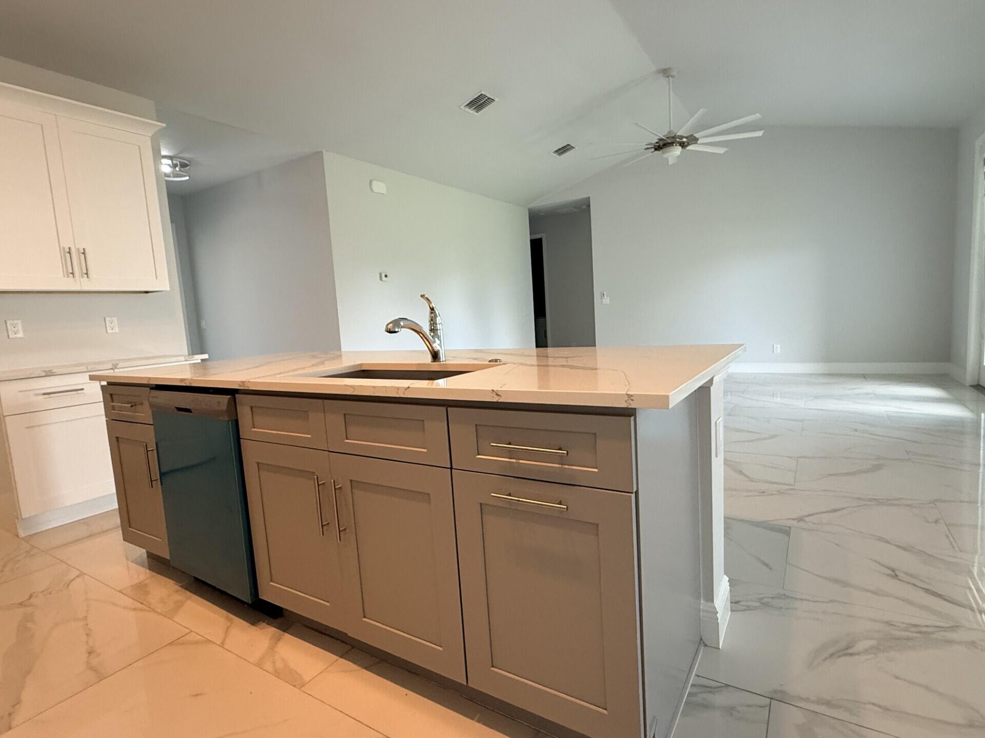 PORT ST LUCIE SECTION 44 - Residential Lease