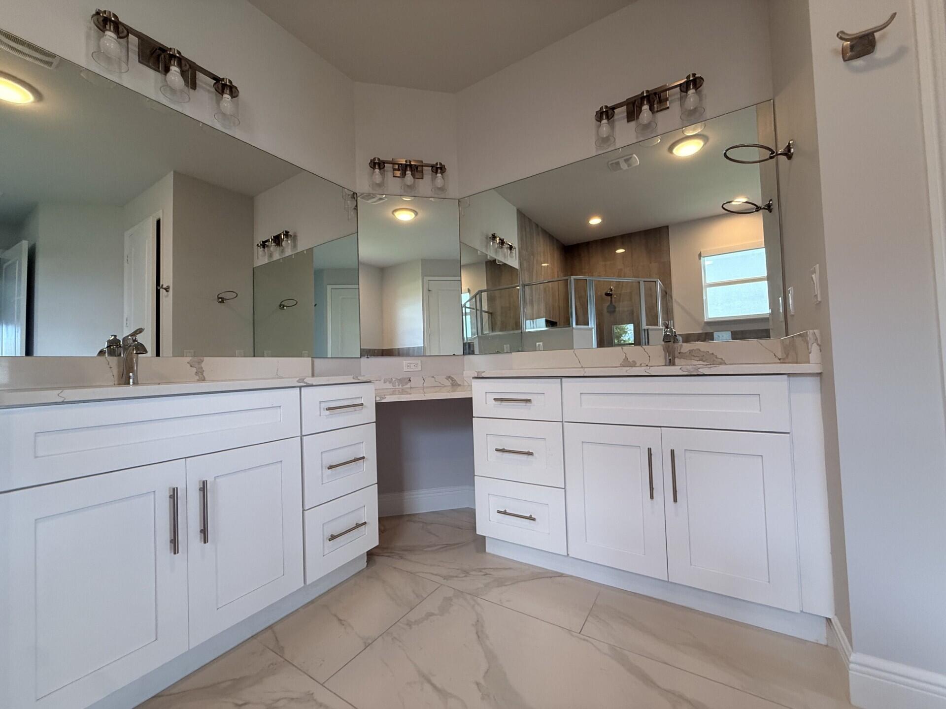 PORT ST LUCIE SECTION 44 - Residential Lease