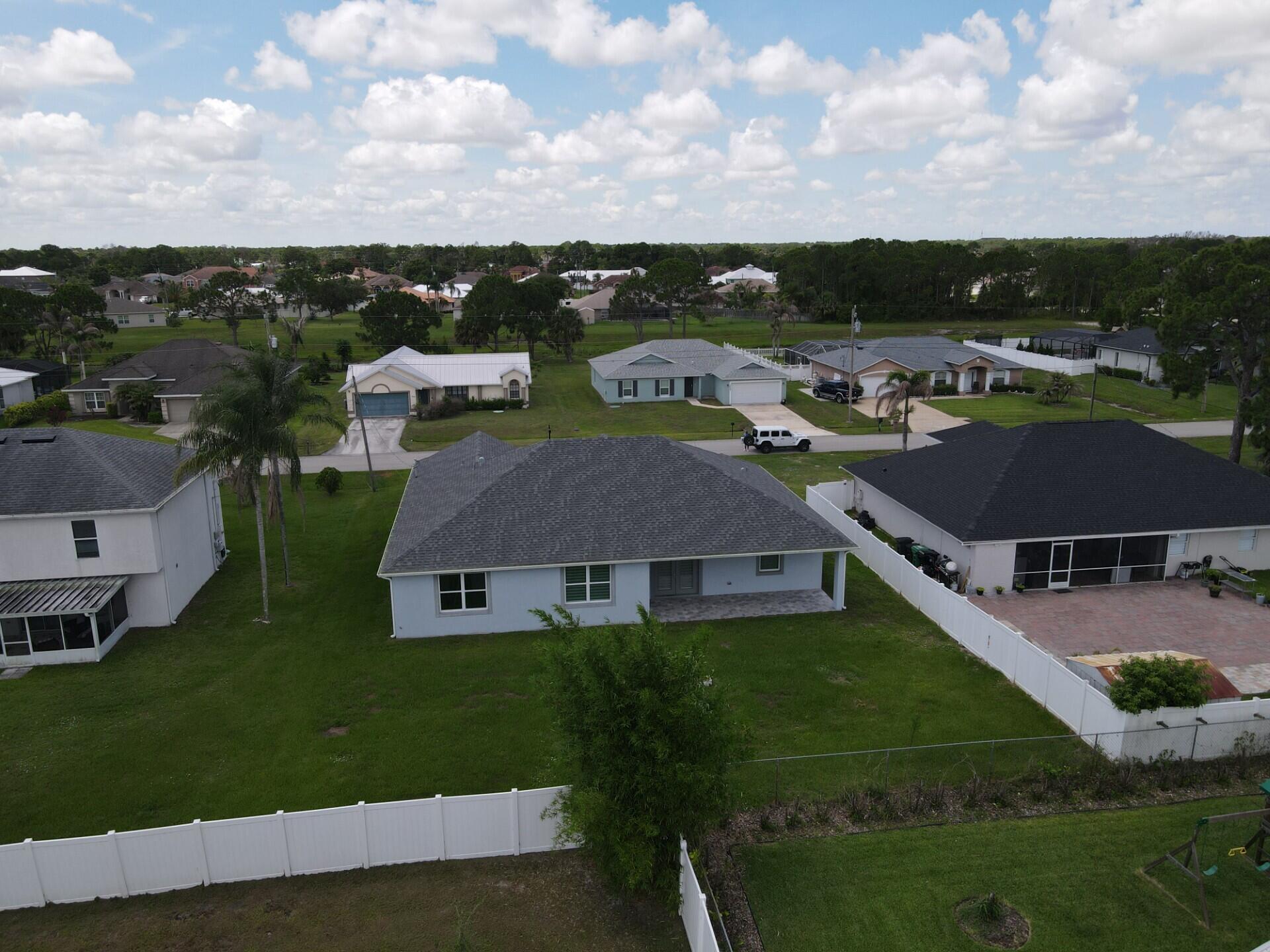 PORT ST LUCIE SECTION 44 - Residential Lease