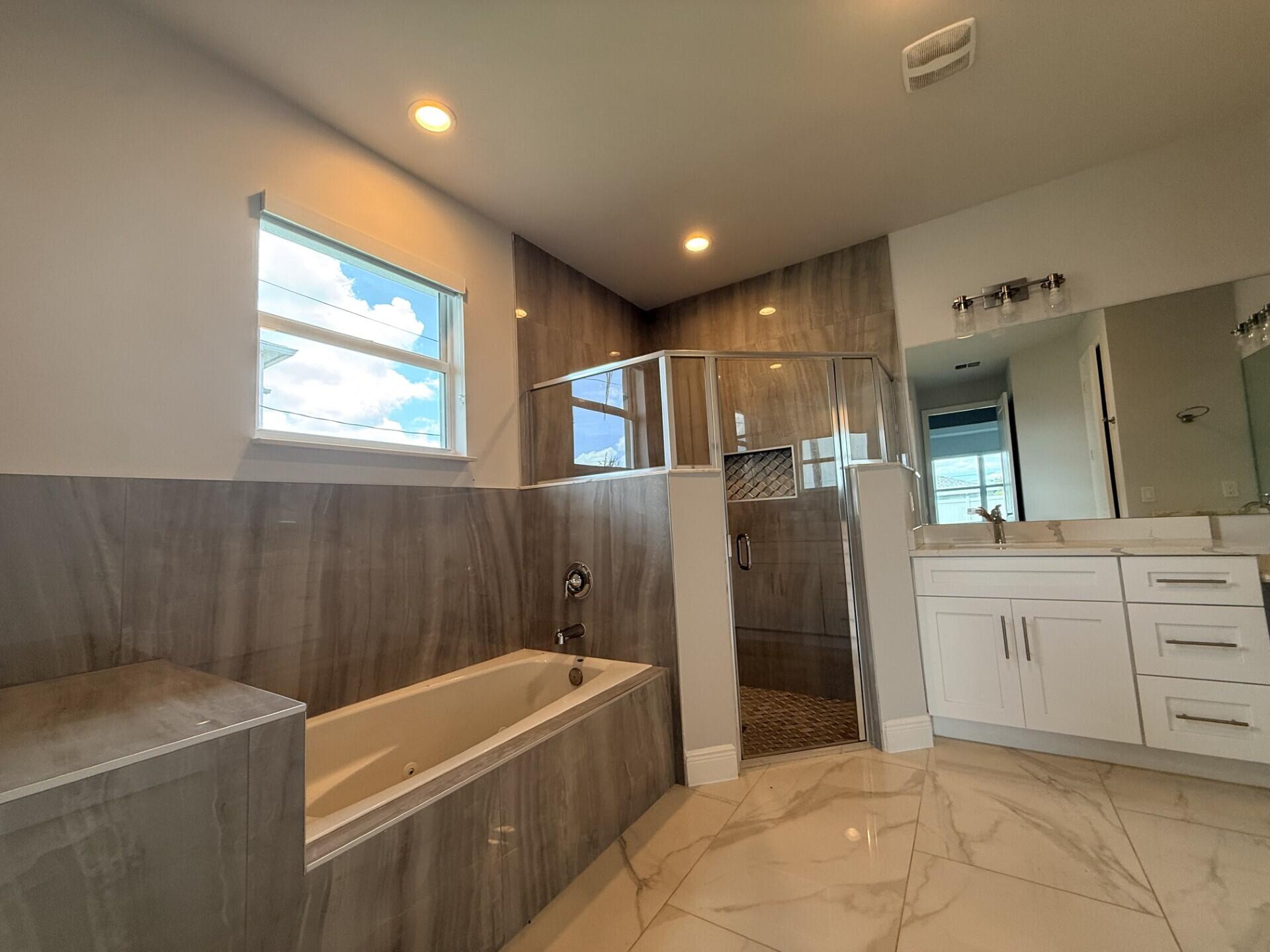 PORT ST LUCIE SECTION 44 - Residential Lease