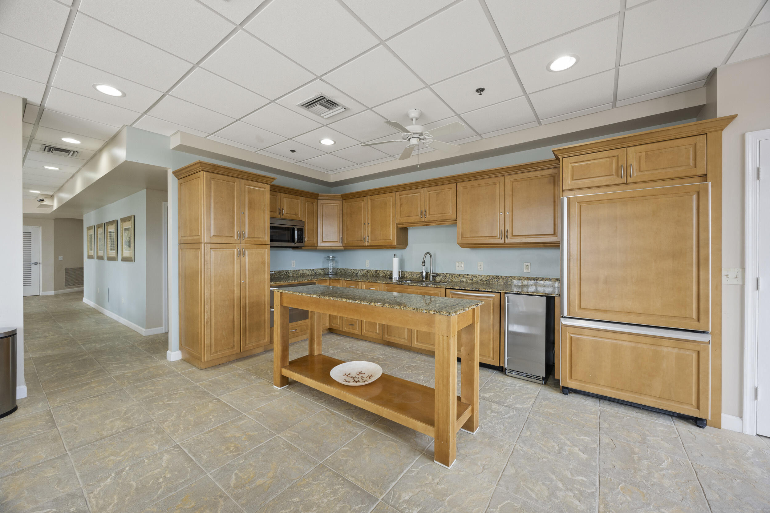 TIARA TOWERS CONDOMINIUM - Residential
