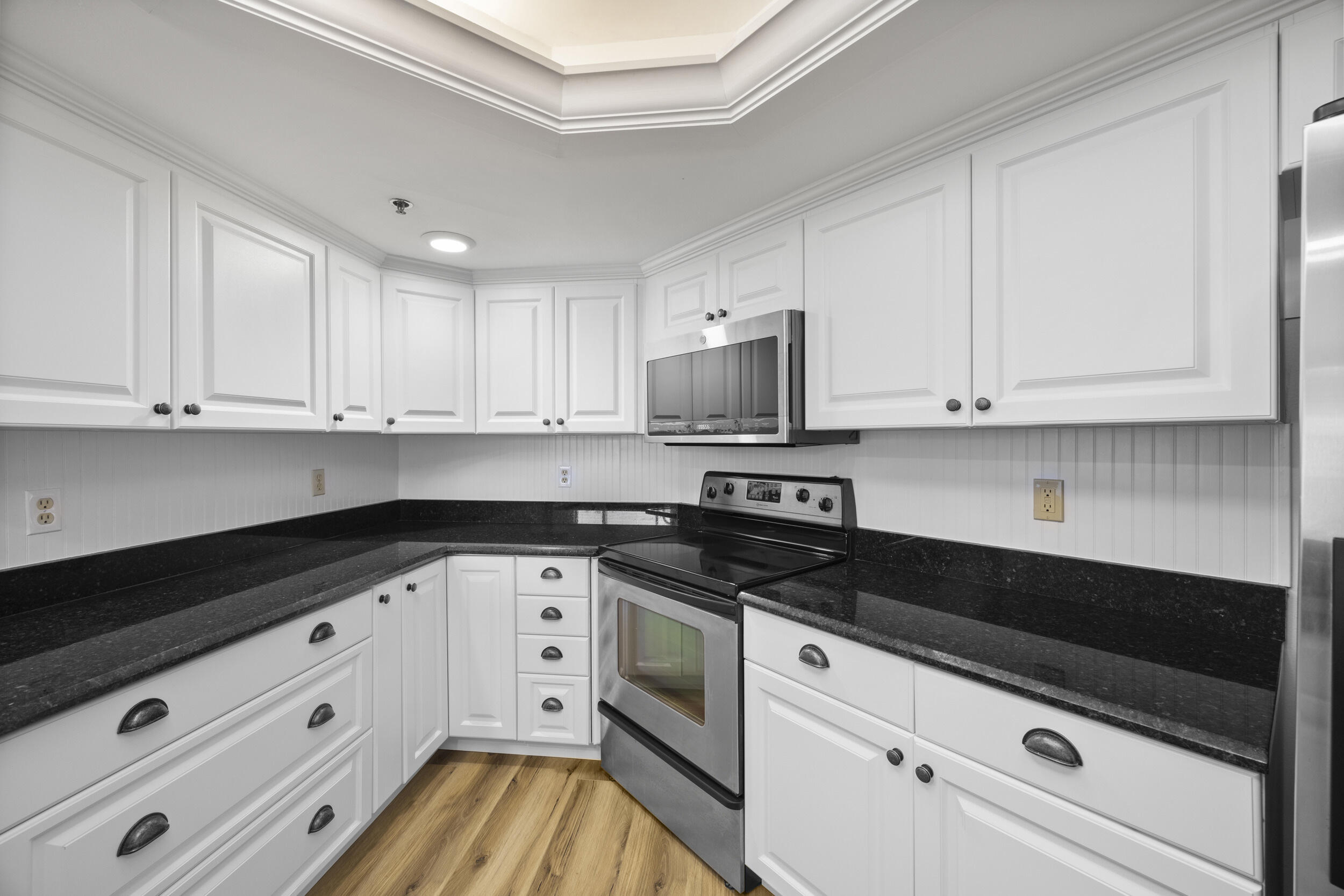 TIARA TOWERS CONDOMINIUM - Residential