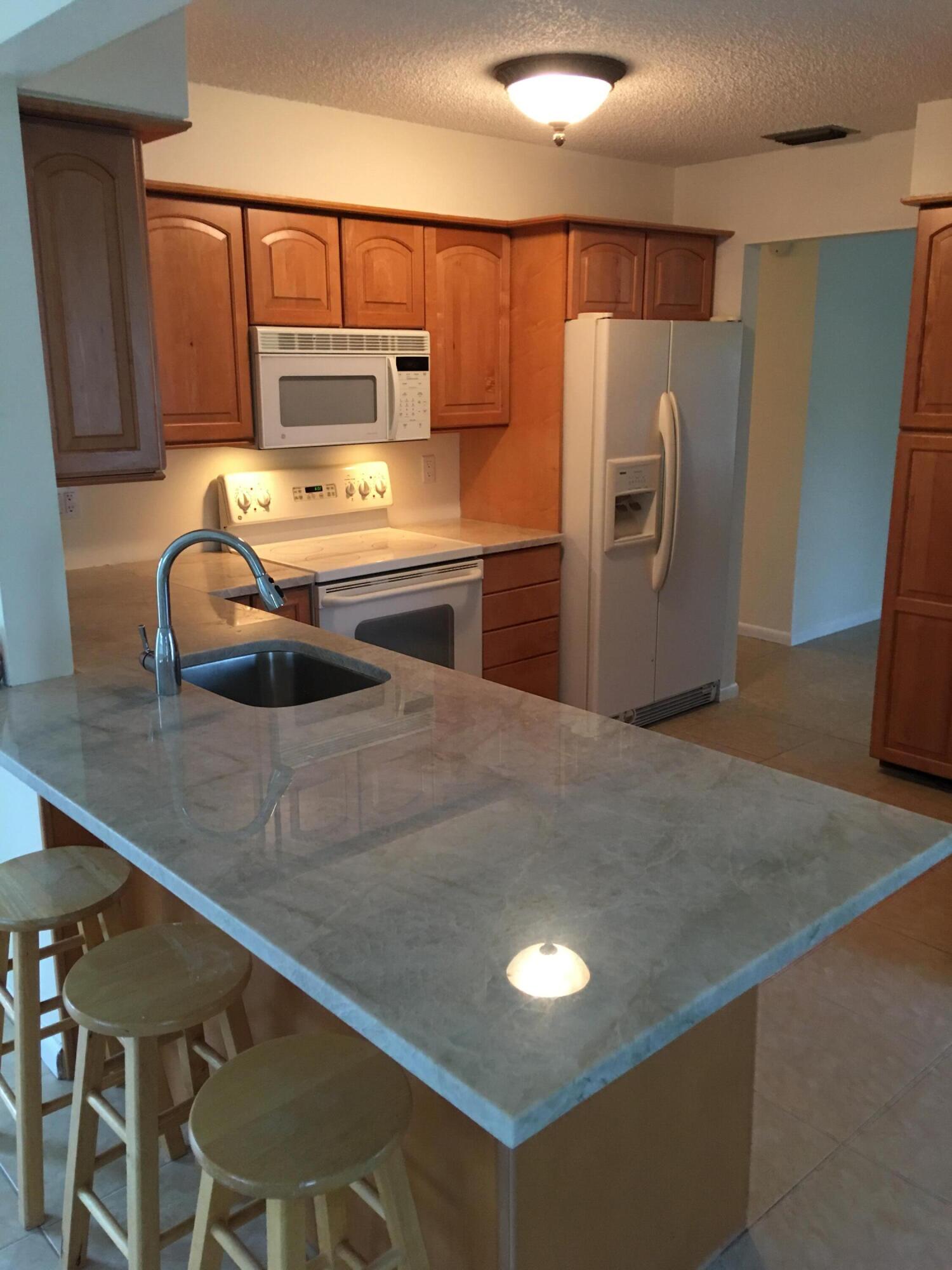 SANDCASTLE ESTATES - Residential Lease