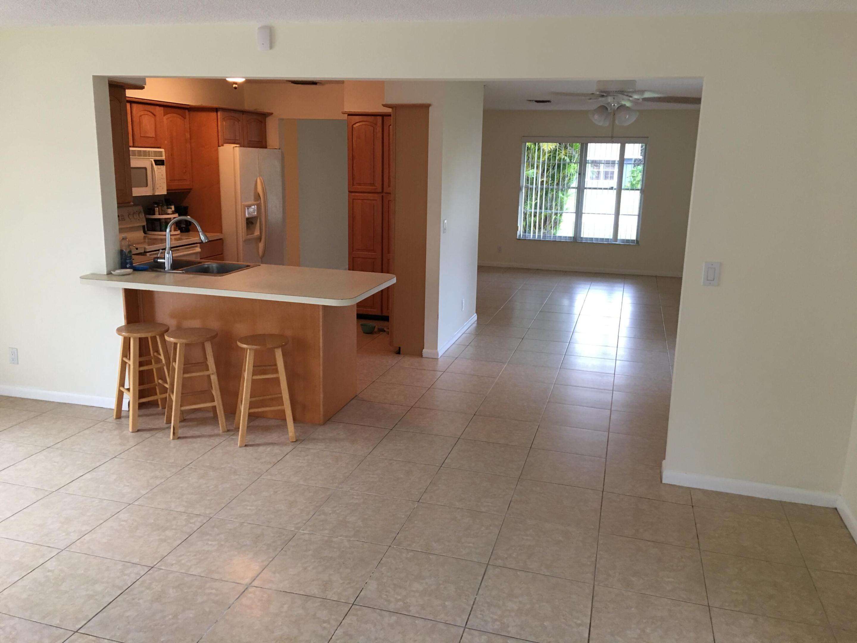 SANDCASTLE ESTATES - Residential Lease