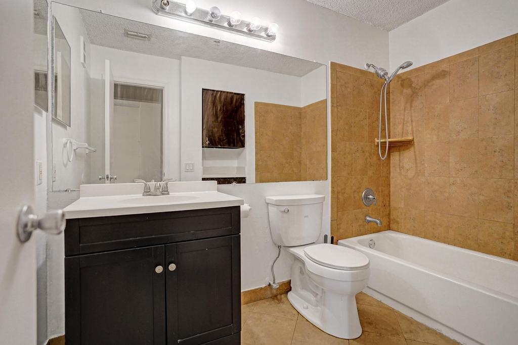 BOYNTON LANDINGS CONDO - Residential