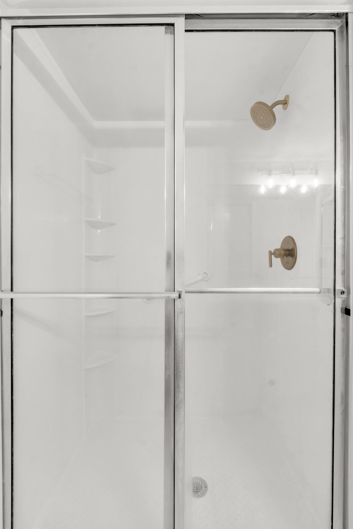GATE THREE CONDO - Residential