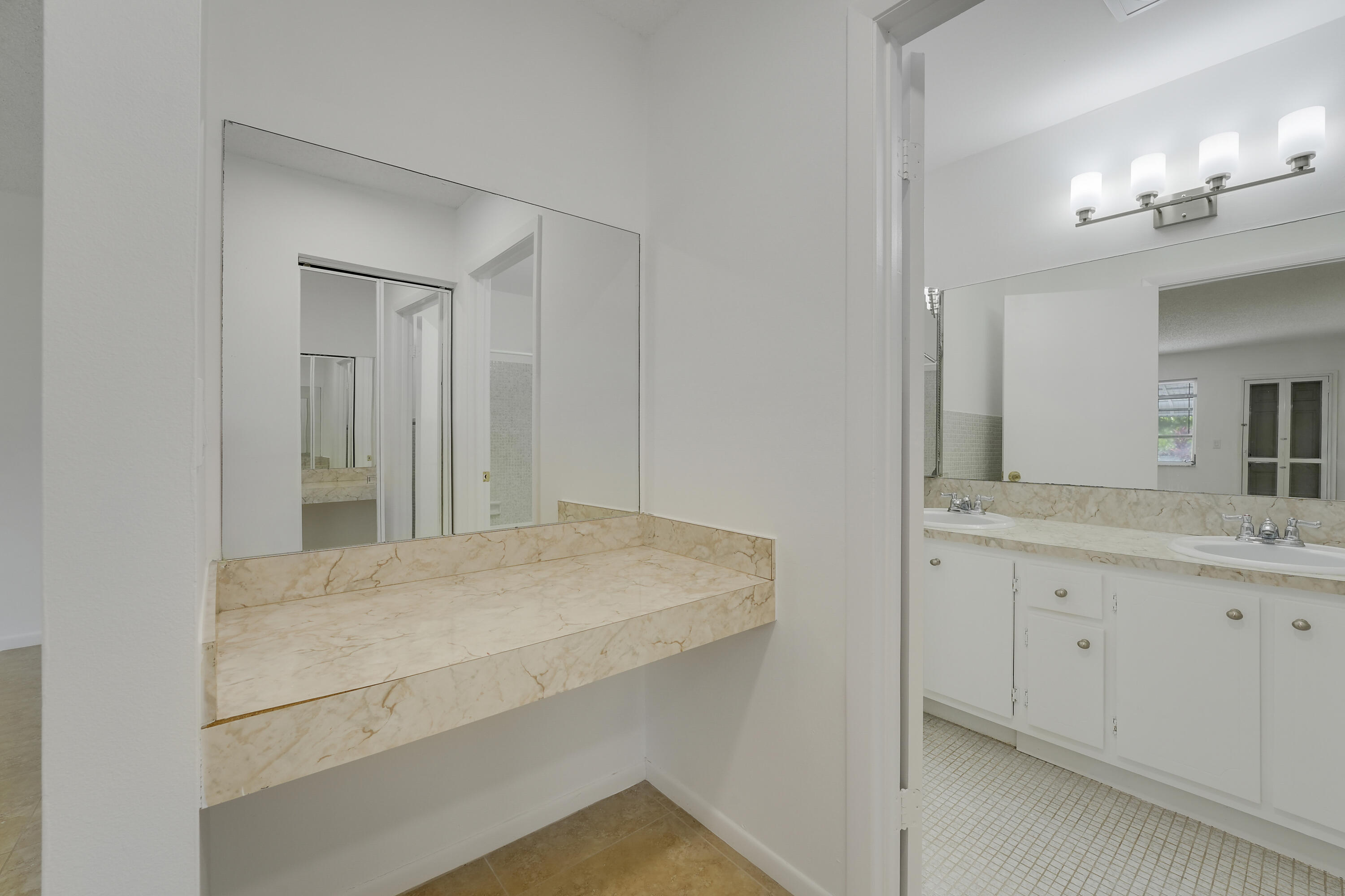 HIGH POINT OF DELRAY SEC 5 CONDO - Residential Lease