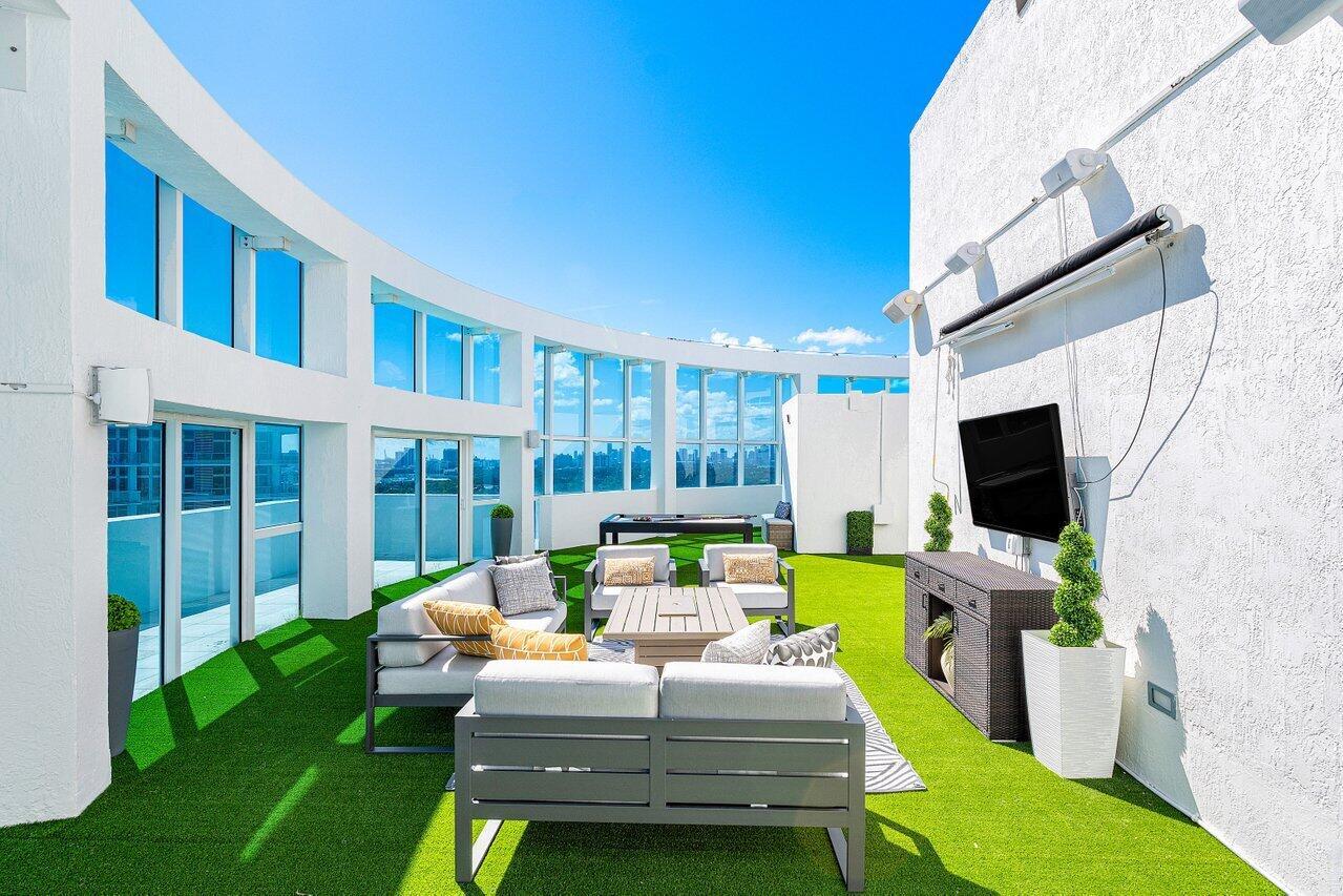 MOSAIC ON MIAMI BEACH CONDO - Residential