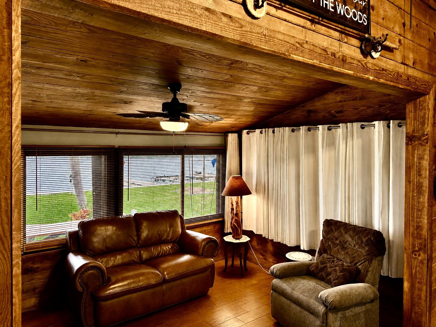 LOG HARBOR CONDOMINIUM - Residential