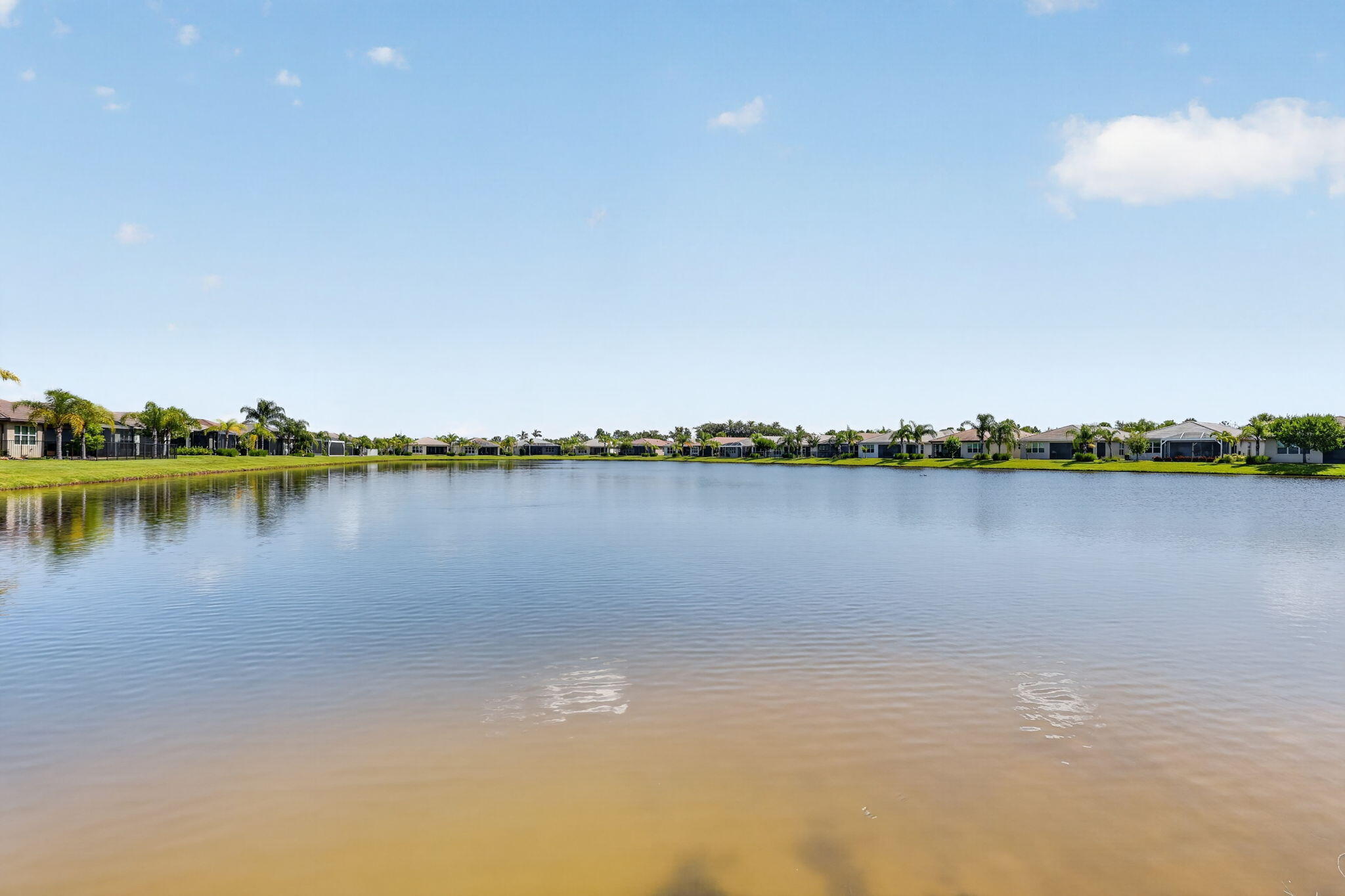 VALENCIA CAY-RIVERLAND - Residential