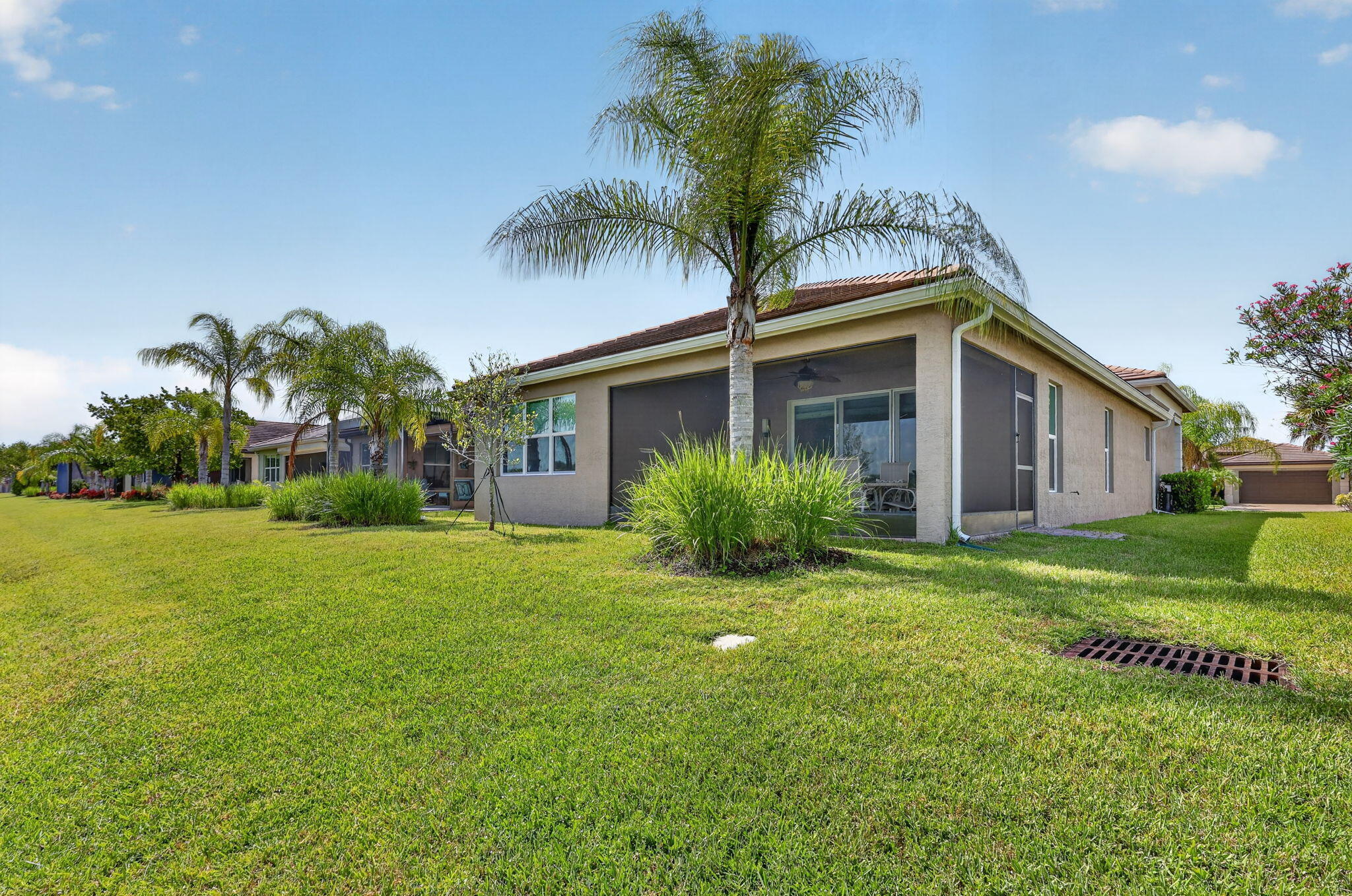 VALENCIA CAY-RIVERLAND - Residential