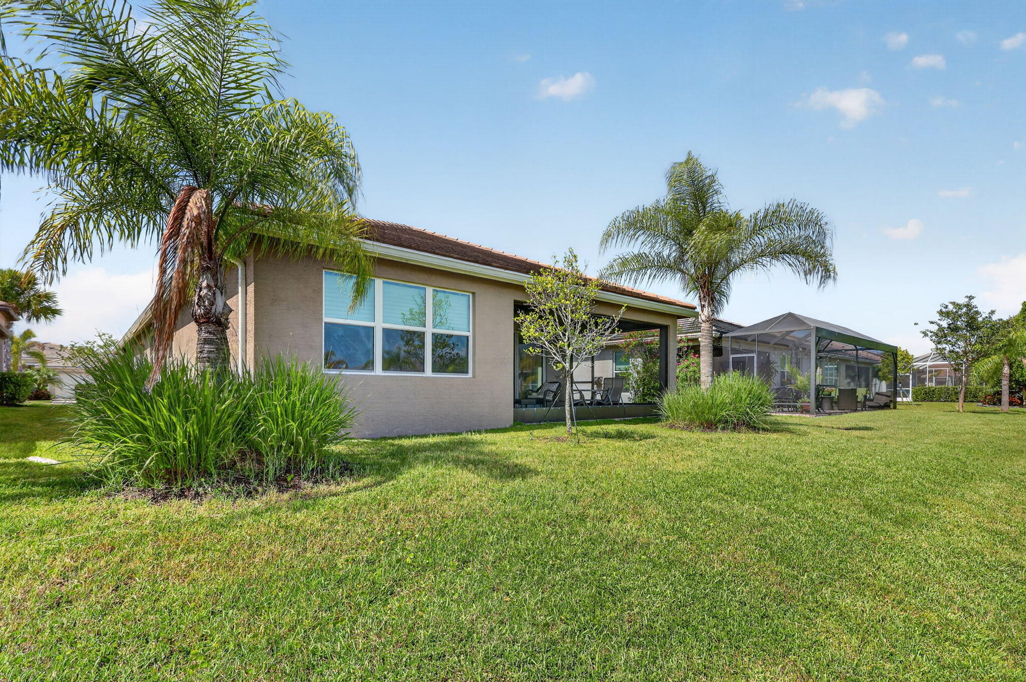 VALENCIA CAY-RIVERLAND - Residential
