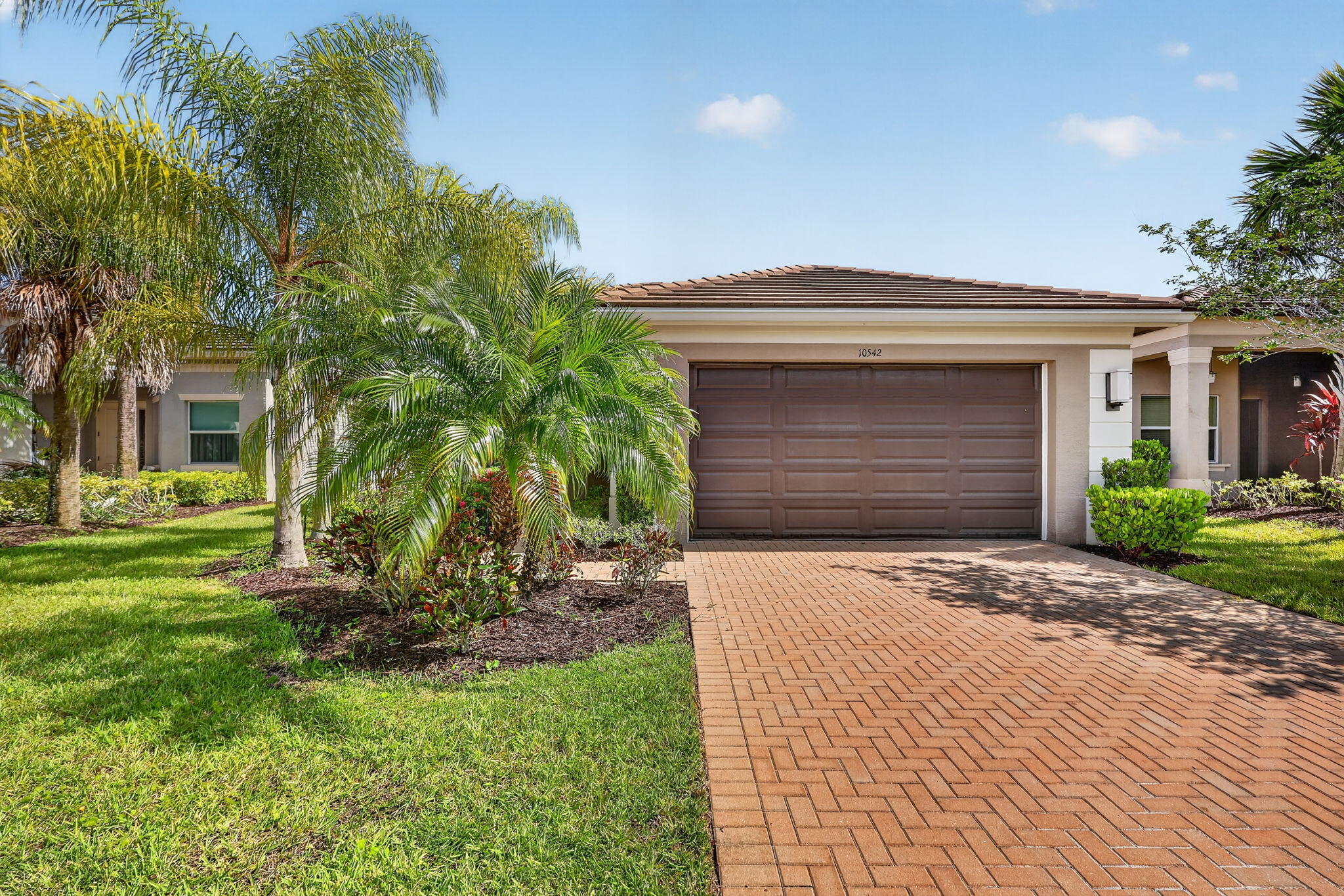 VALENCIA CAY-RIVERLAND - Residential