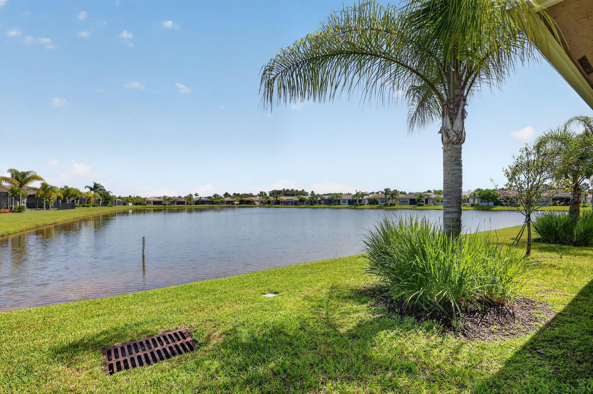 VALENCIA CAY-RIVERLAND - Residential