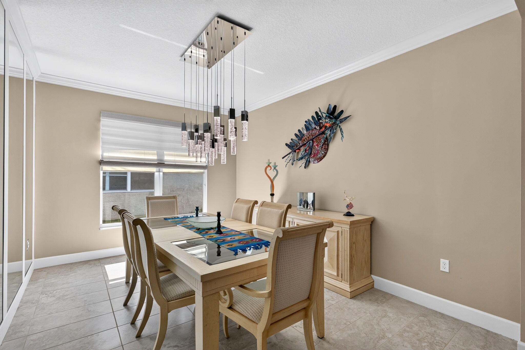 VALENCIA CAY-RIVERLAND - Residential
