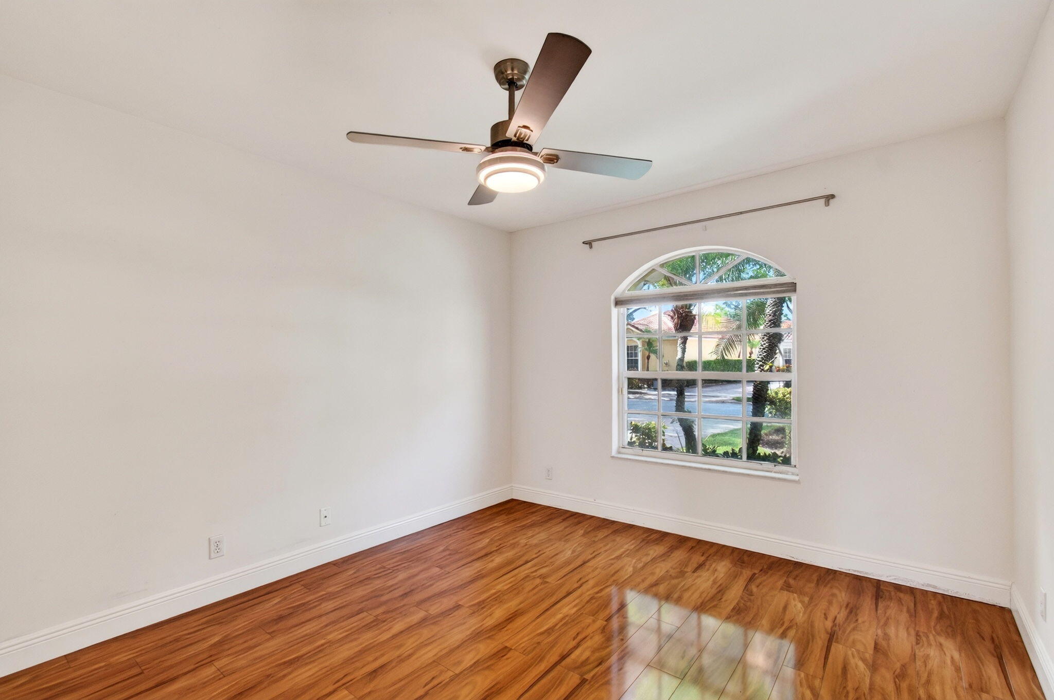 INDIAN SPRING Brookside - Residential Lease