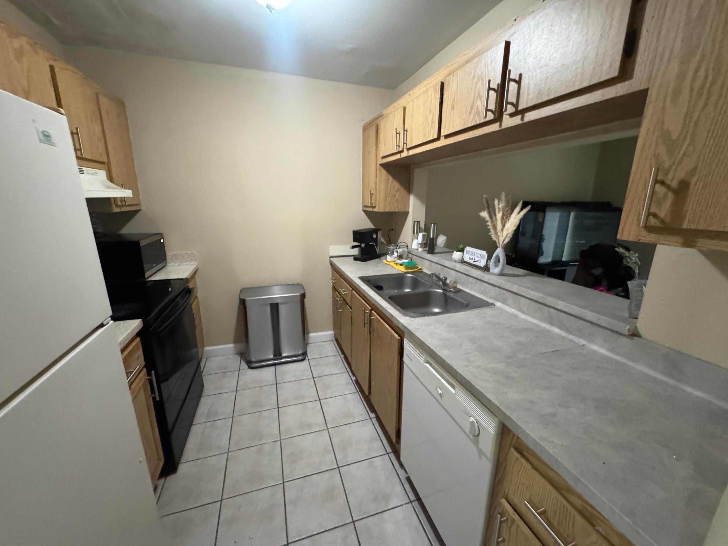PARK PLACE TOWNHOMES - Residential