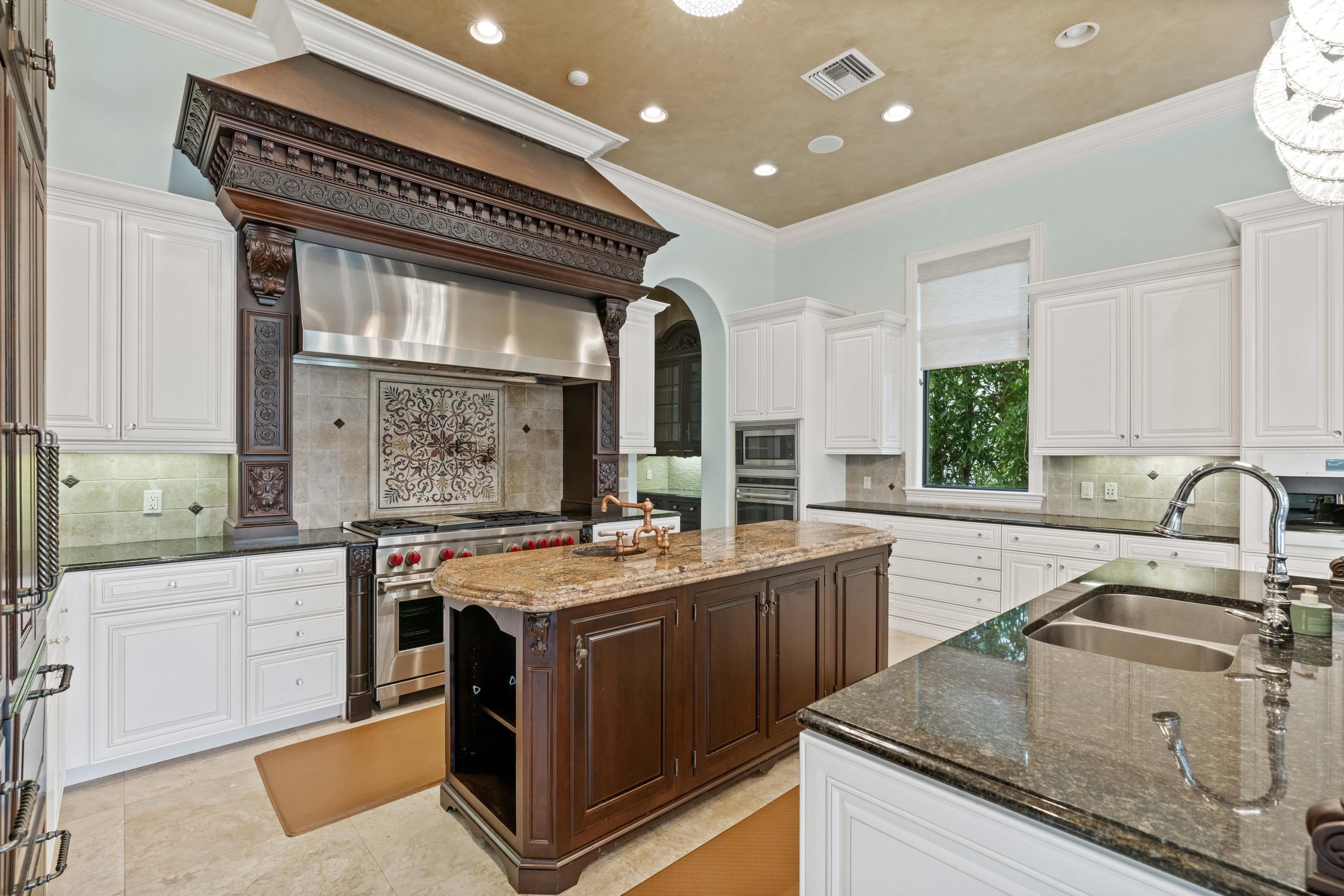 Admirals Cove - Residential