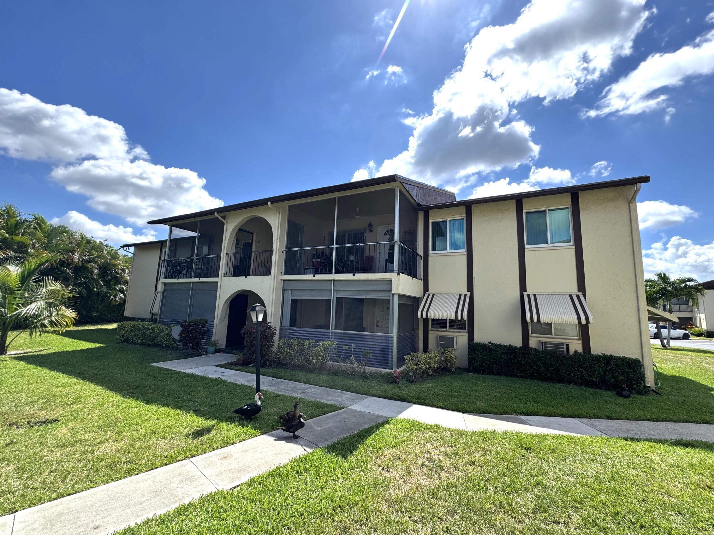 LA PINATA - Residential