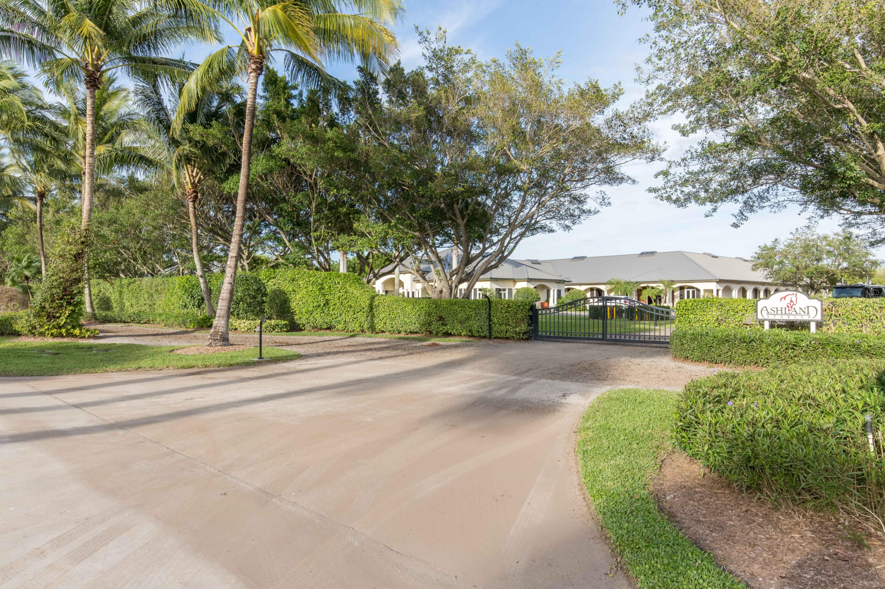 GRAND PRIX FARMS - Residential