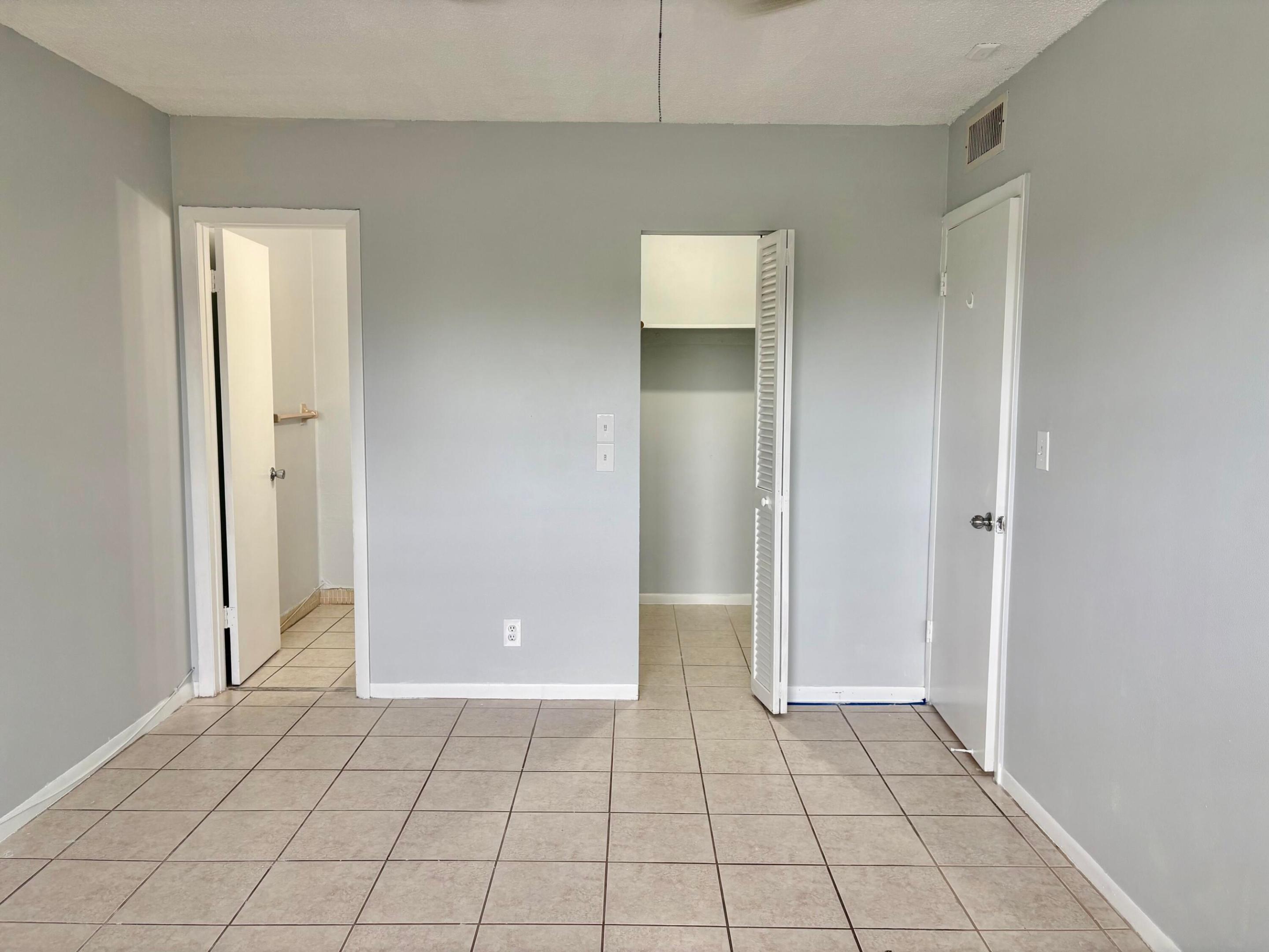 Beverly Hills Condominium - Residential Lease