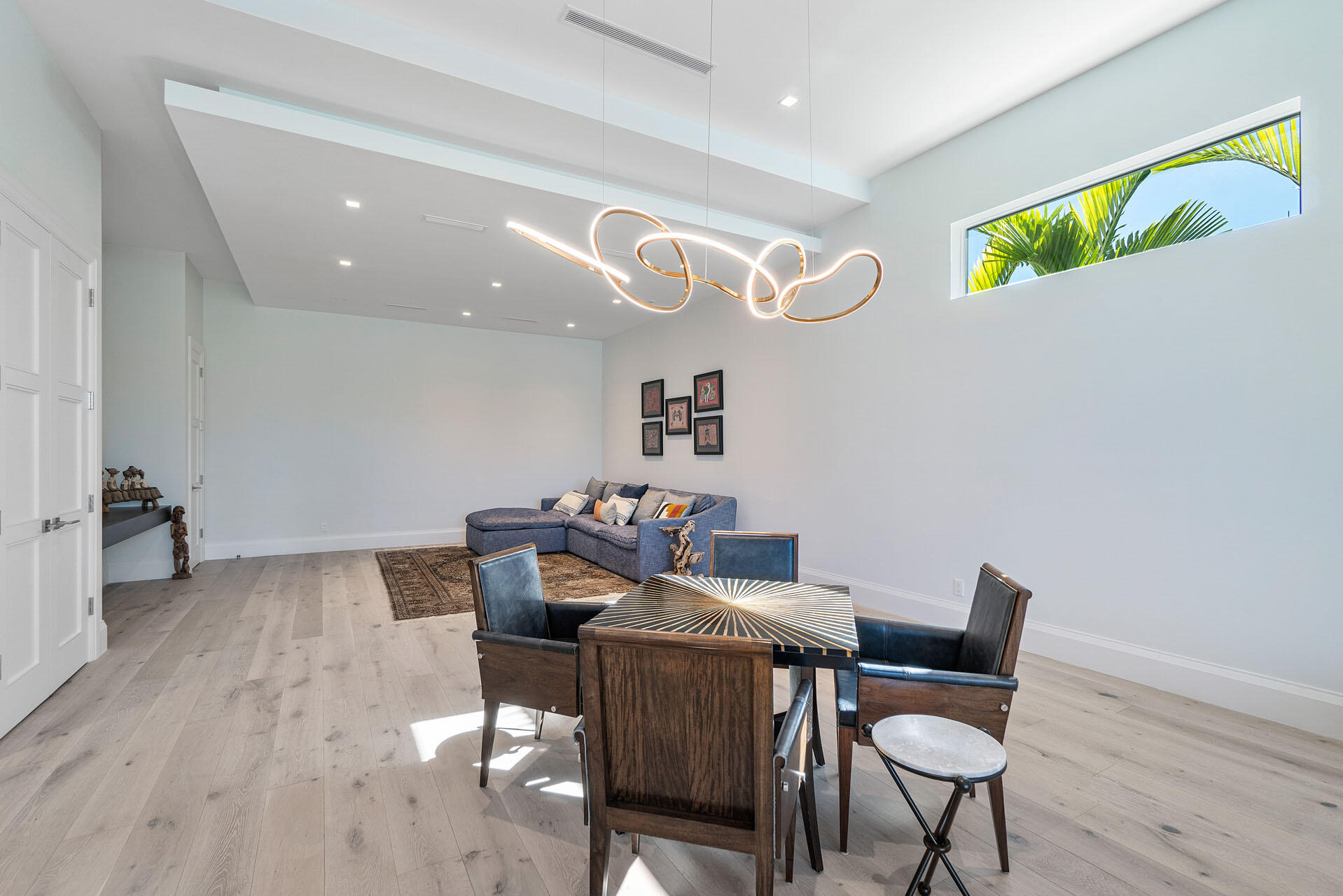 ROYAL PALM YACHT & COUNTRY CLUB - Residential