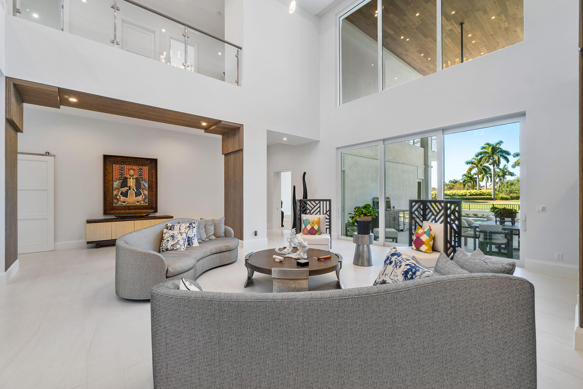 ROYAL PALM YACHT & COUNTRY CLUB - Residential