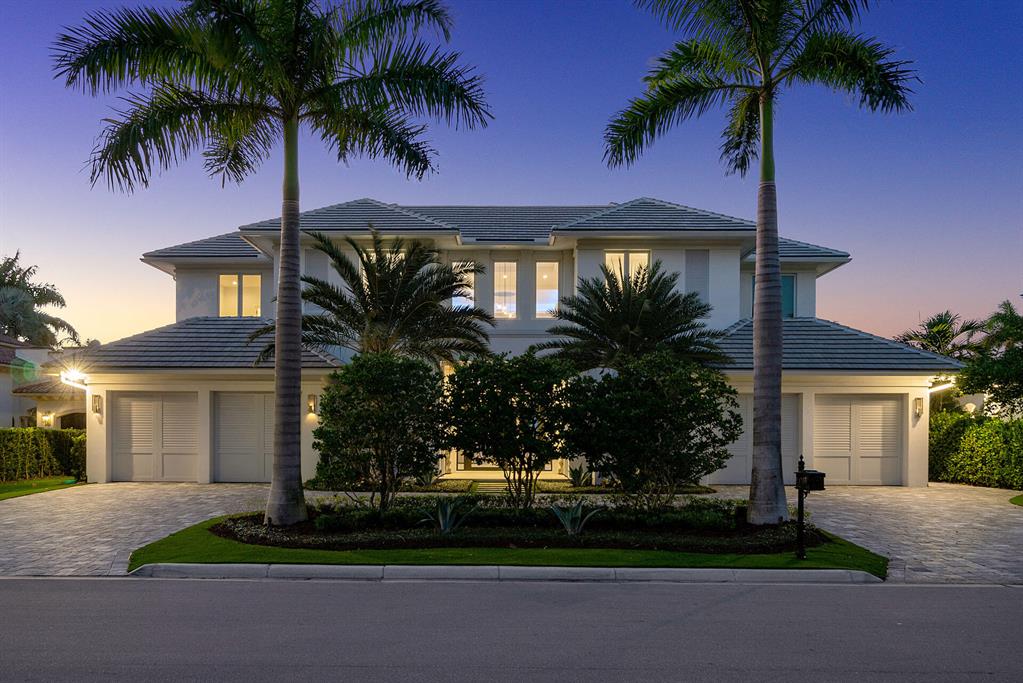 ROYAL PALM YACHT & COUNTRY CLUB - Residential